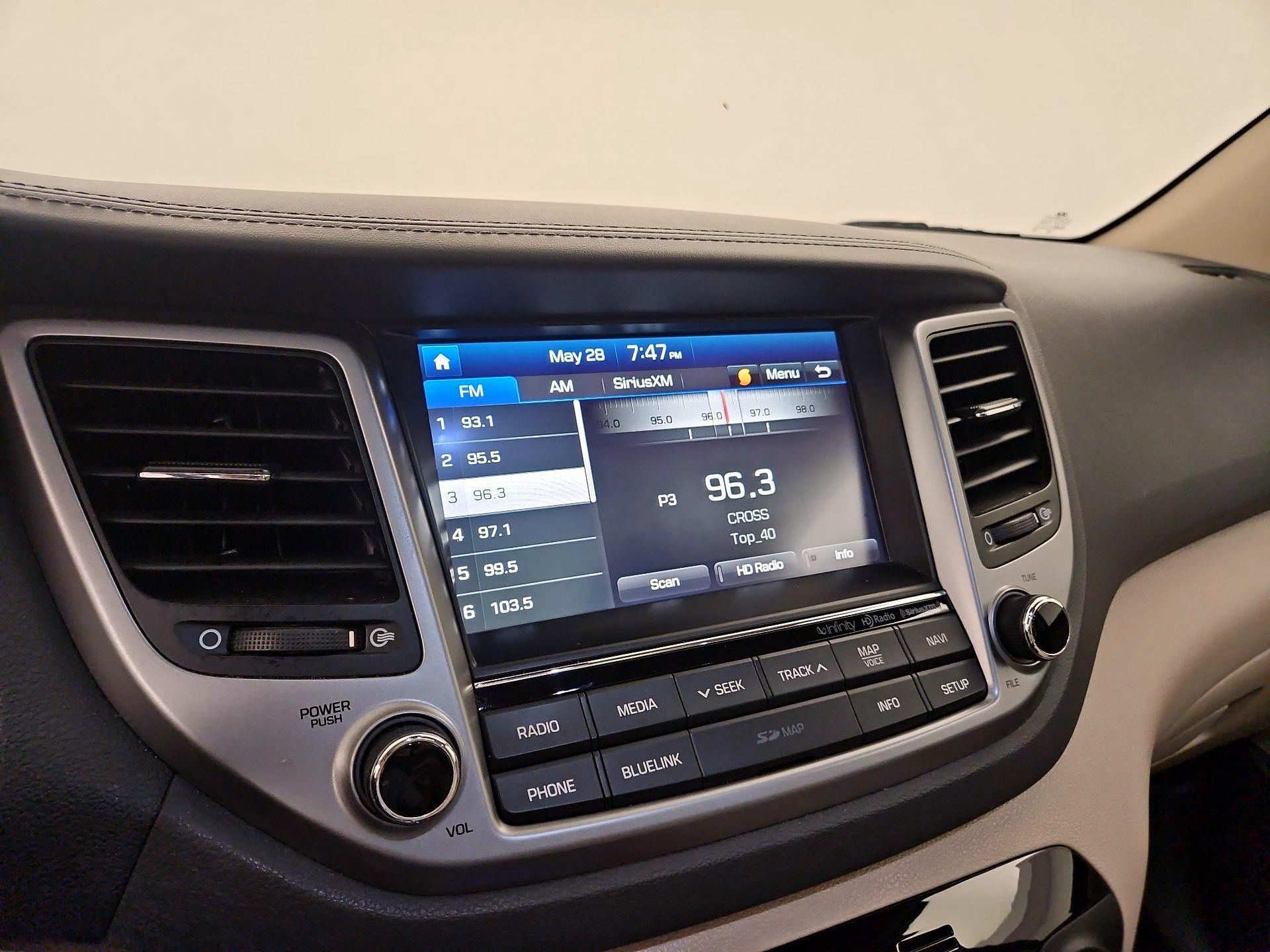 Thumbnail: 2017 Hyundai Tucson - 14