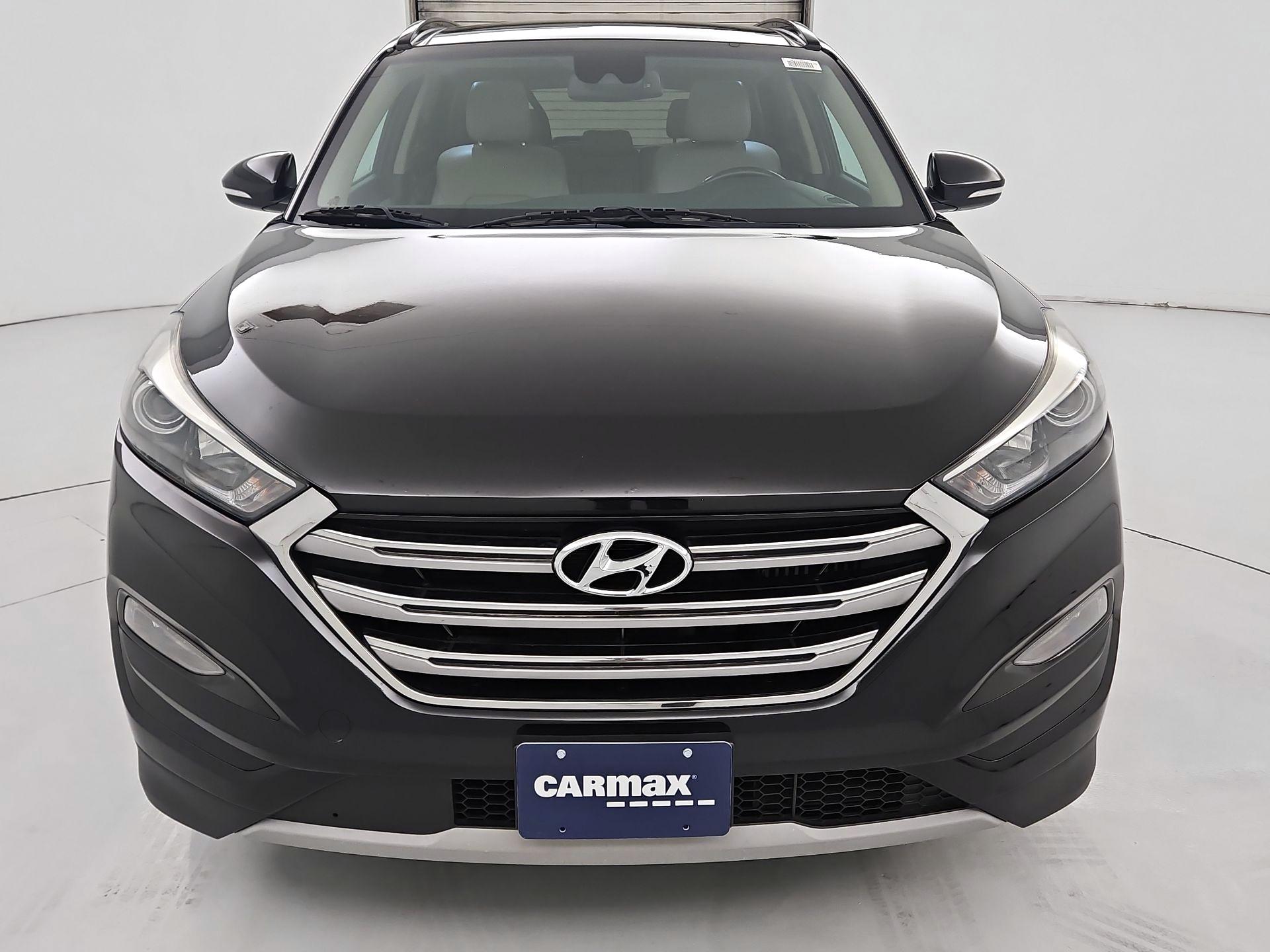 Thumbnail: 2017 Hyundai Tucson - 2