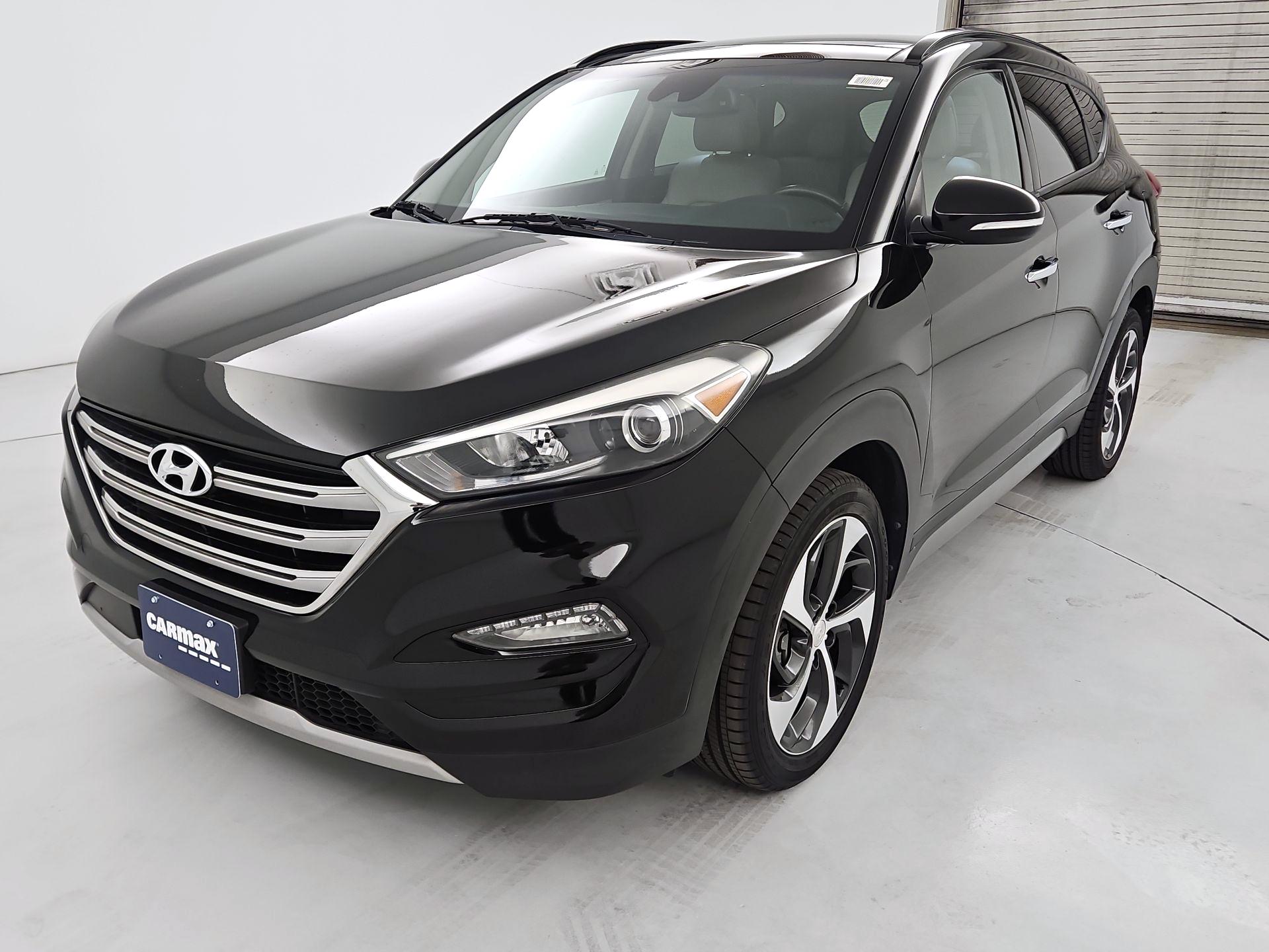 Thumbnail: 2017 Hyundai Tucson - 3