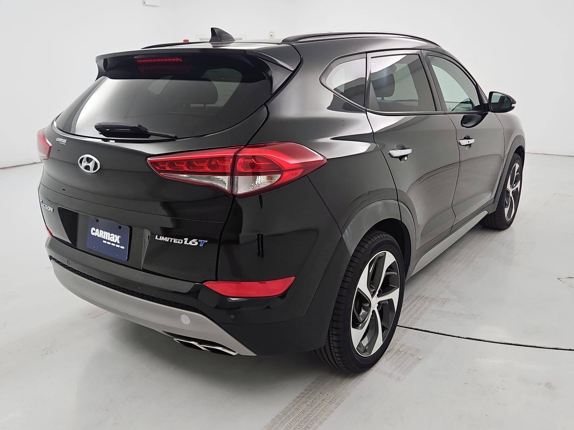 Thumbnail: 2017 Hyundai Tucson - 5