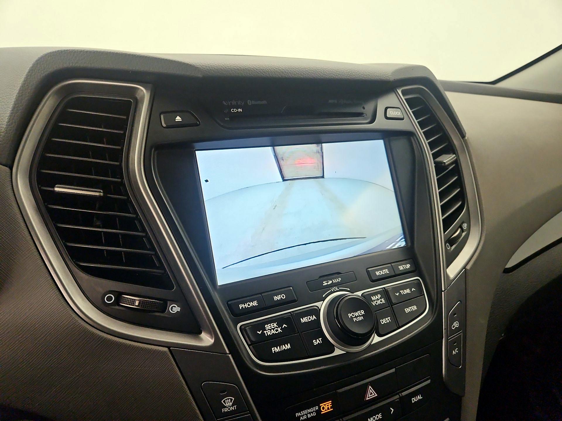 Thumbnail: 2014 Hyundai Santa Fe - 14
