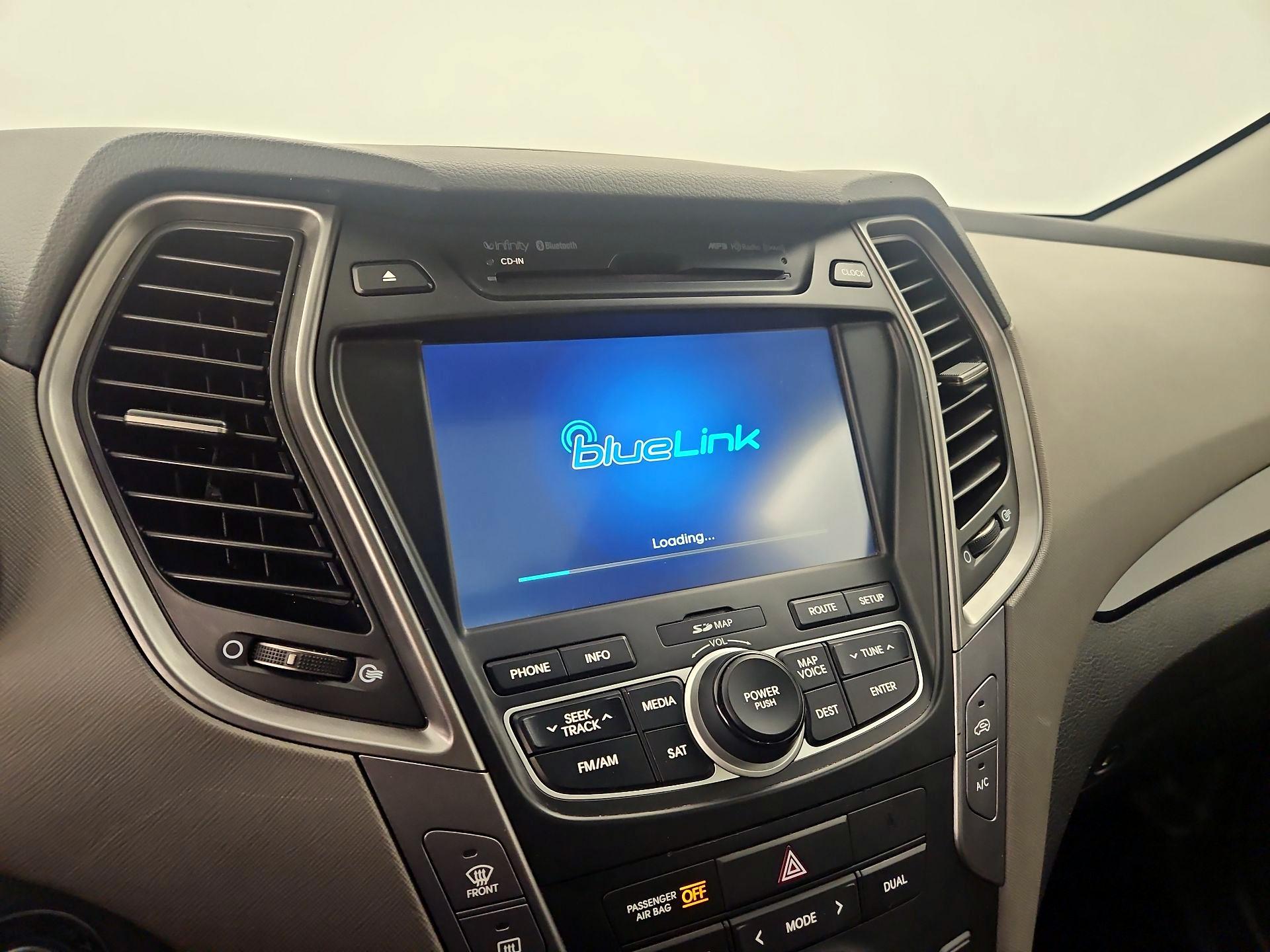 Thumbnail: 2014 Hyundai Santa Fe - 15