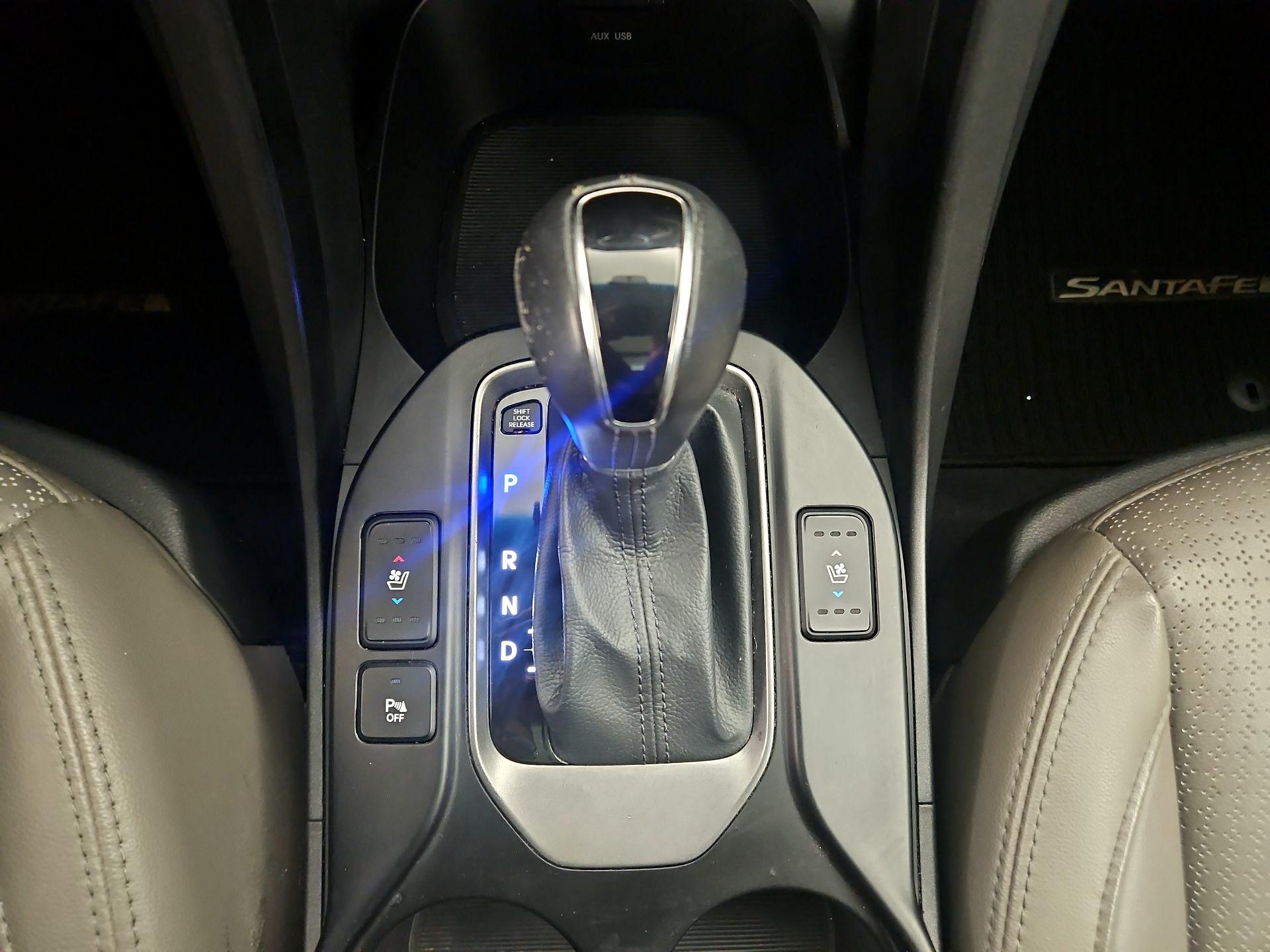 Thumbnail: 2014 Hyundai Santa Fe - 17