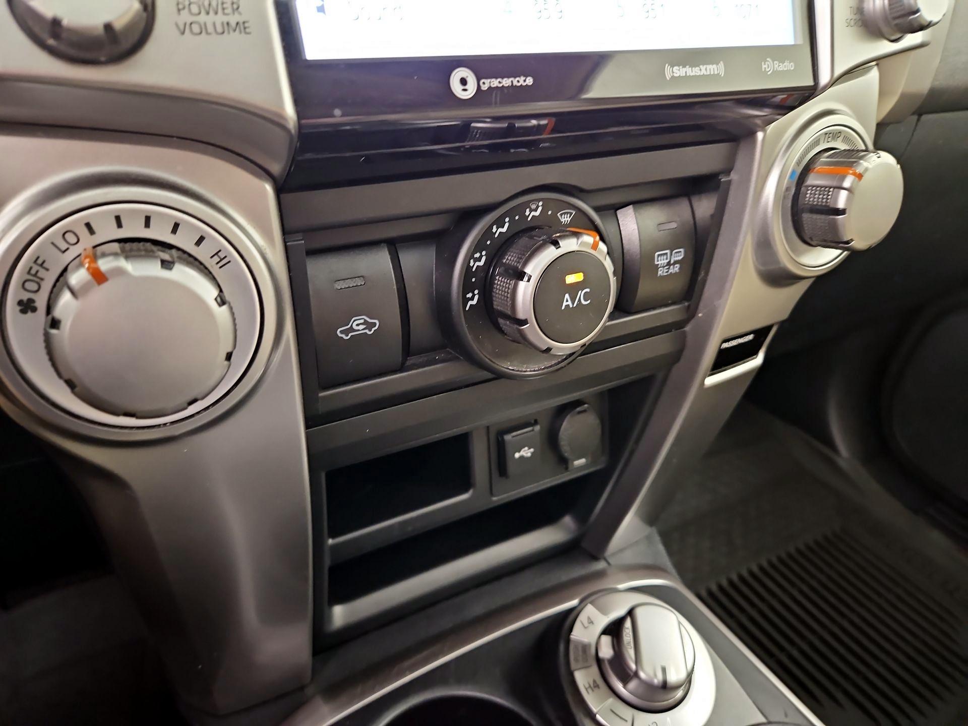 Thumbnail: 2021 Toyota 4Runner - 17