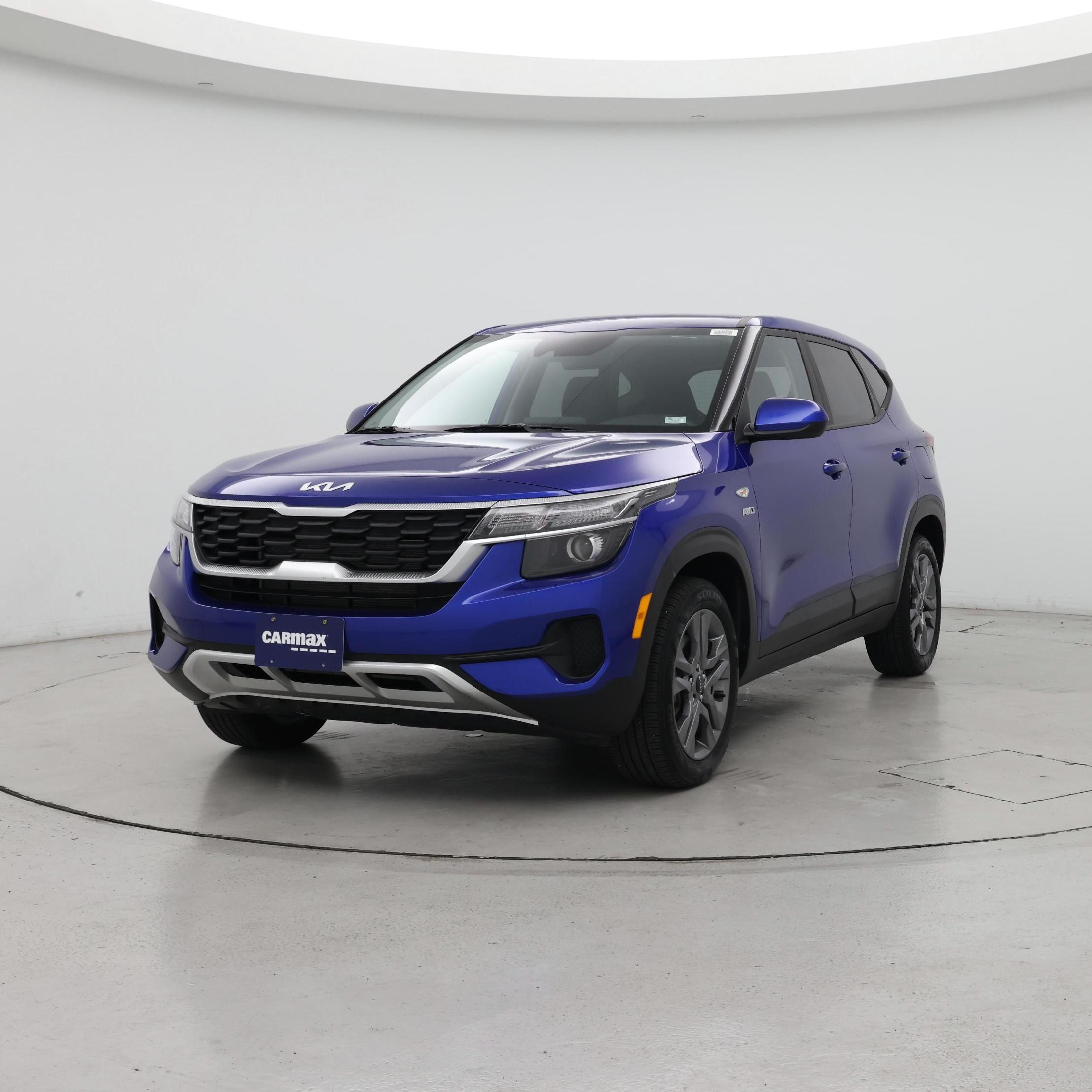 Thumbnail: 2023 Kia Seltos - 4