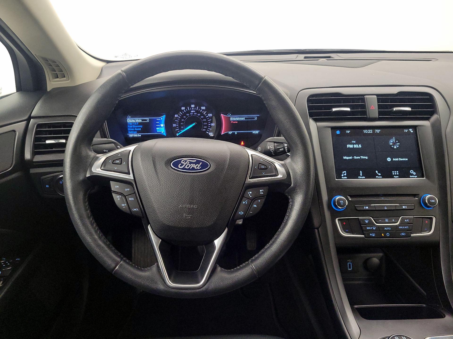 Thumbnail: 2018 Ford Fusion - 10