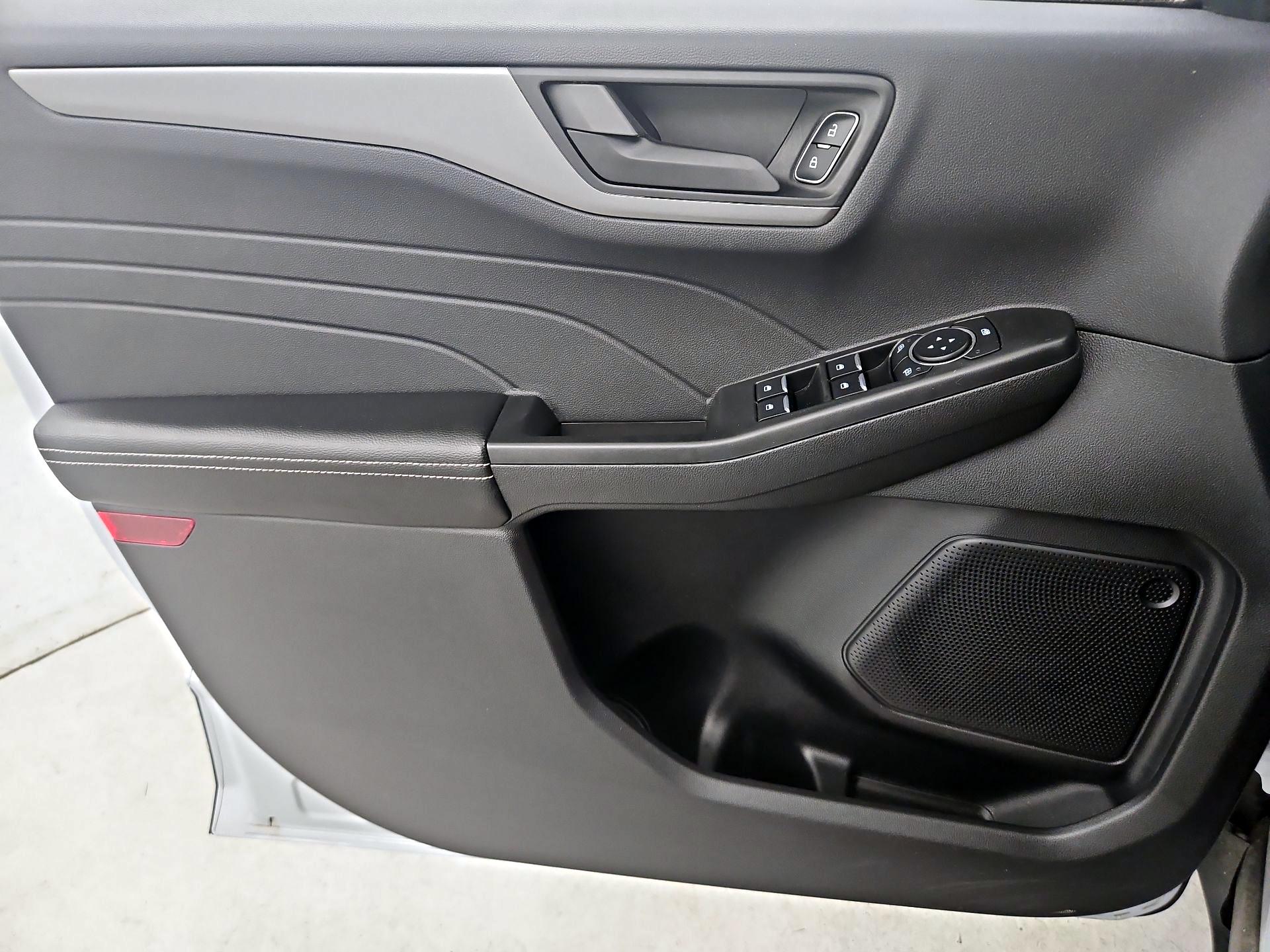 Thumbnail: 2025 Ford Escape - 12
