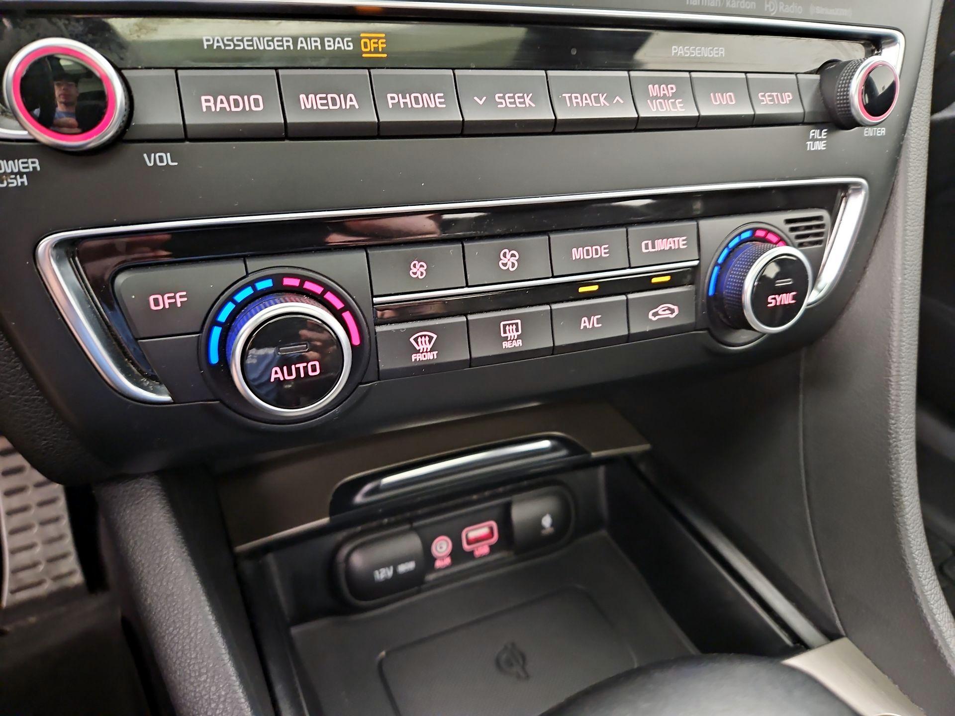 Thumbnail: 2016 Kia Optima - 17