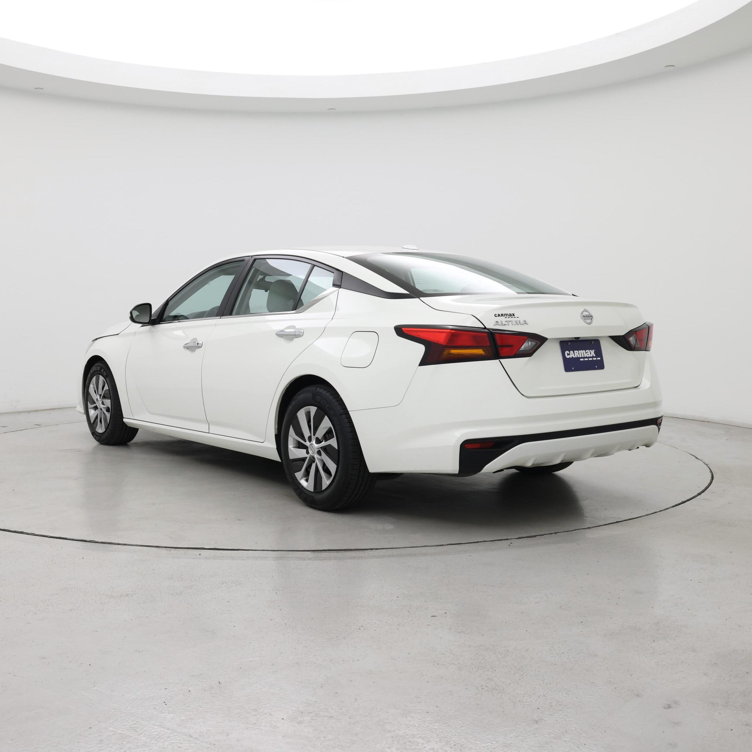 Thumbnail: 2020 Nissan Altima - 2
