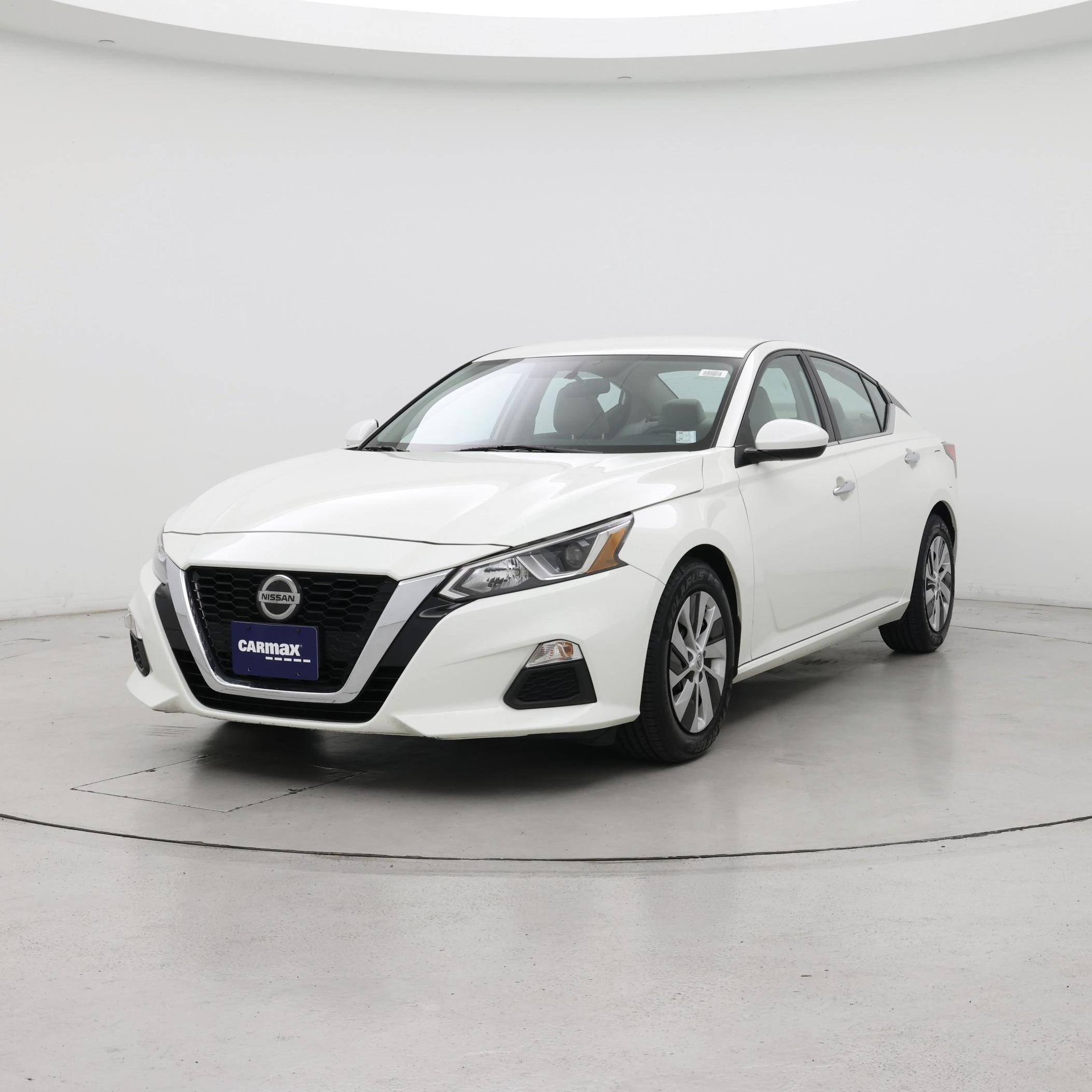 Thumbnail: 2020 Nissan Altima - 4