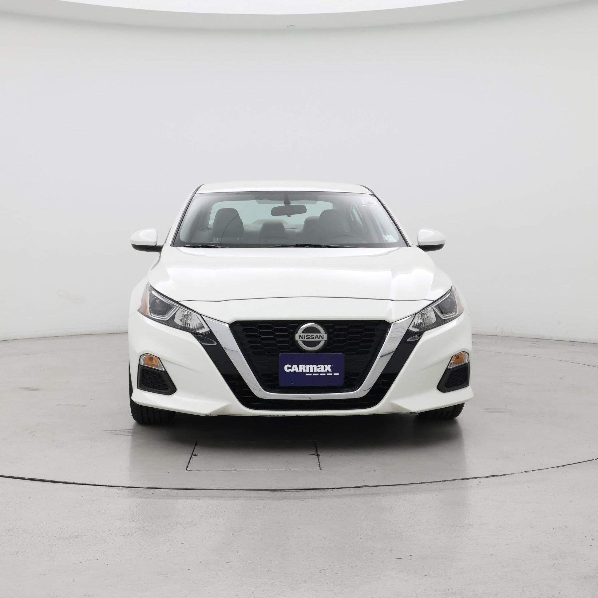 Thumbnail: 2020 Nissan Altima - 5