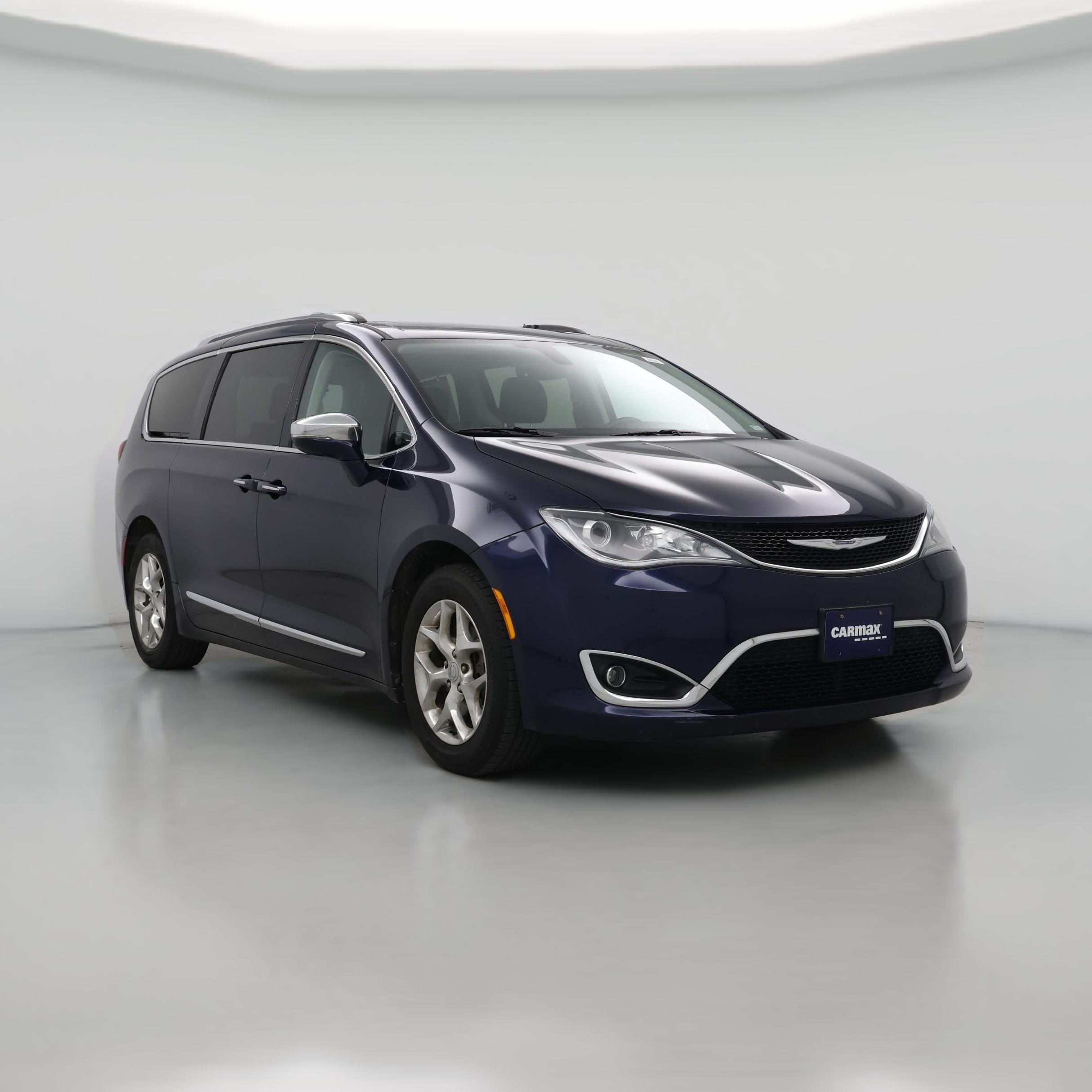Thumbnail: 2018 Chrysler Pacifica - 1