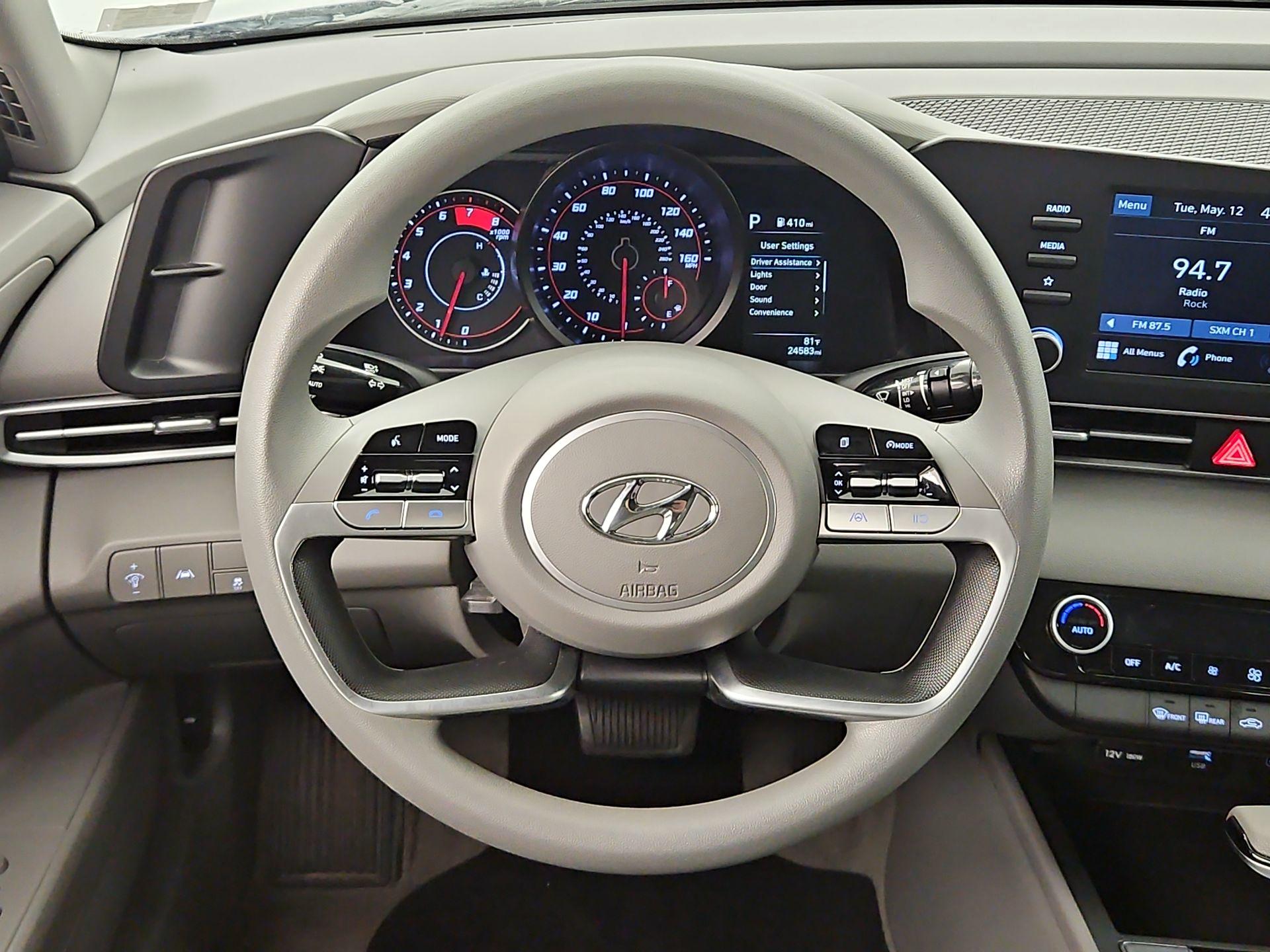 Thumbnail: 2023 Hyundai Elantra - 10