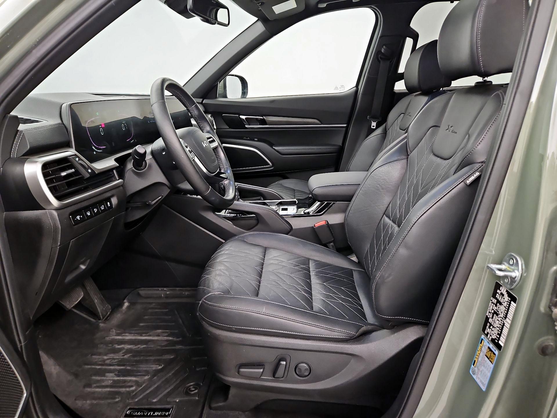 Thumbnail: 2023 Kia Telluride - 11