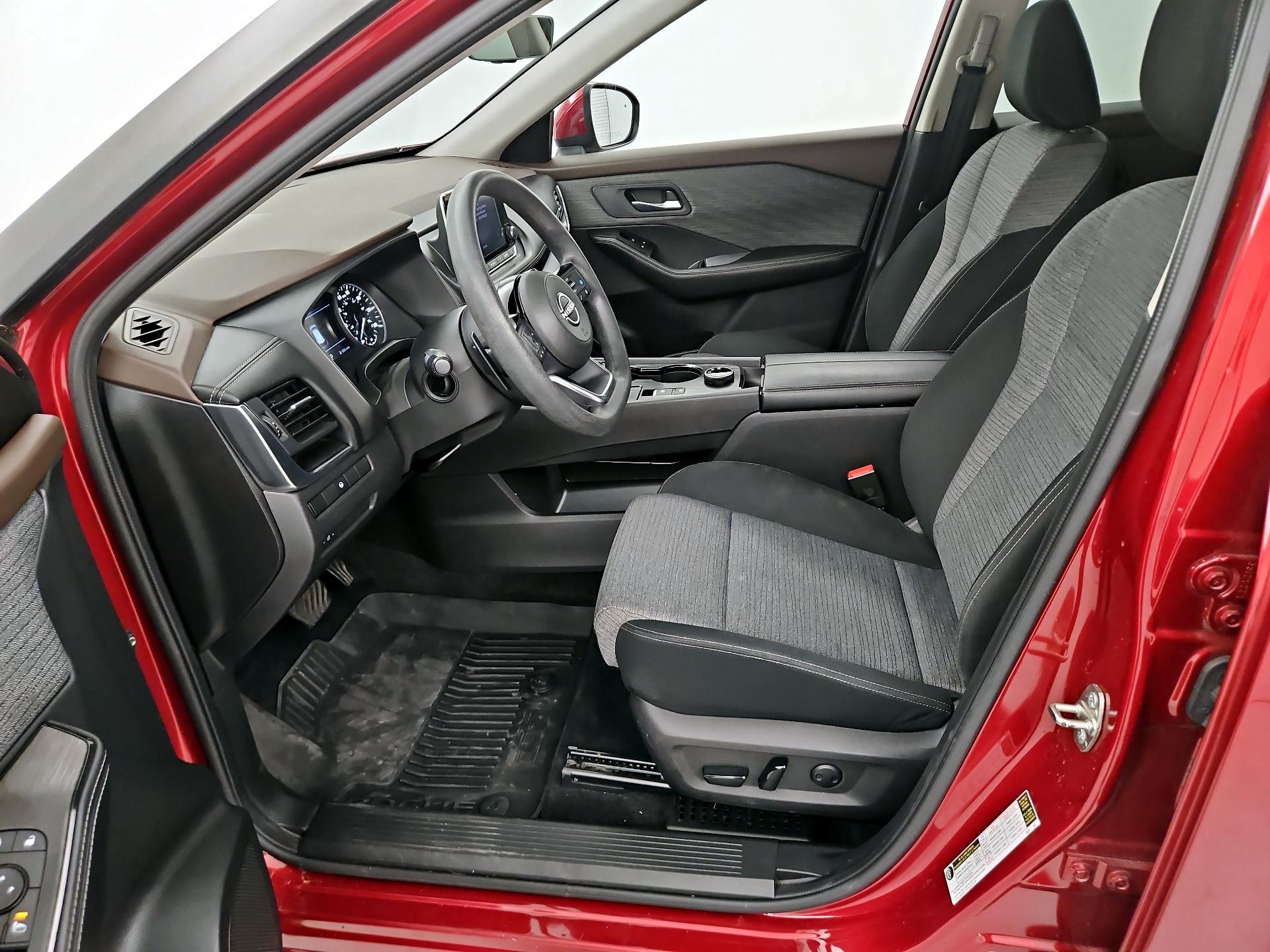 Thumbnail: 2023 Nissan Rogue - 11