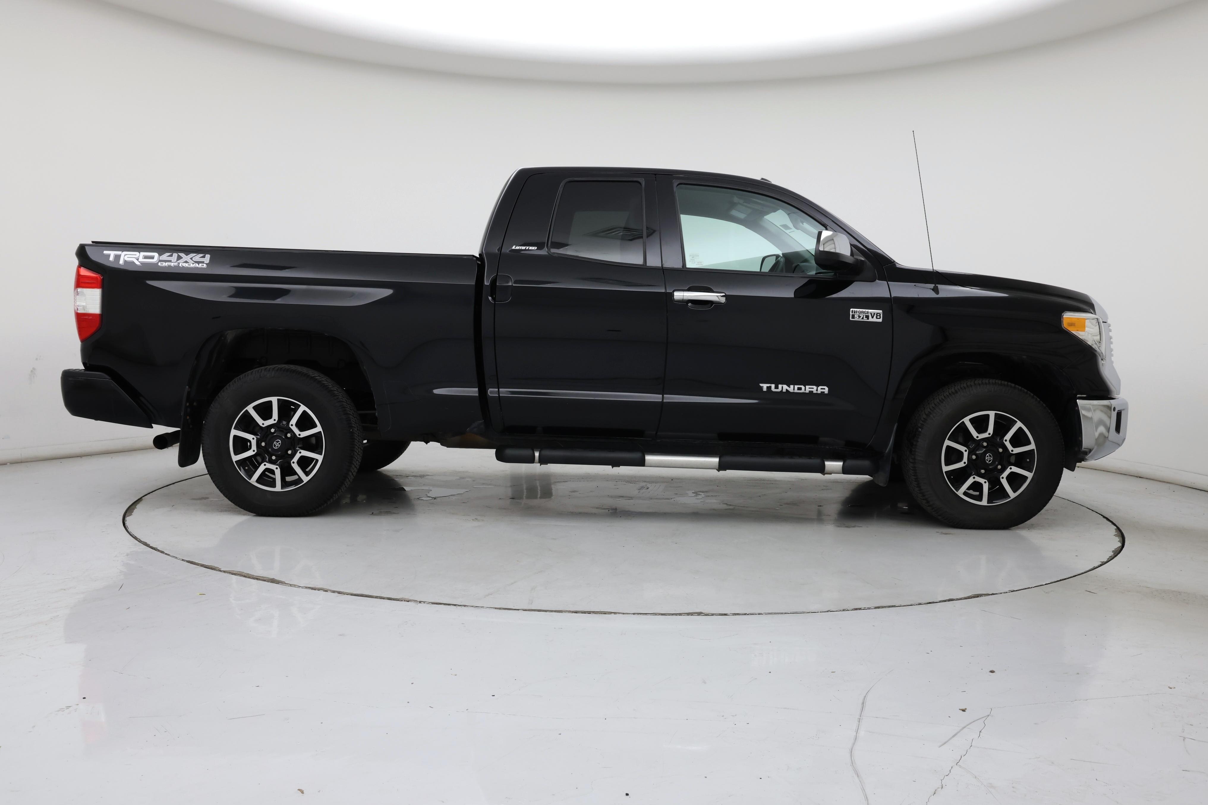 Thumbnail: 2016 Toyota Tundra - 7