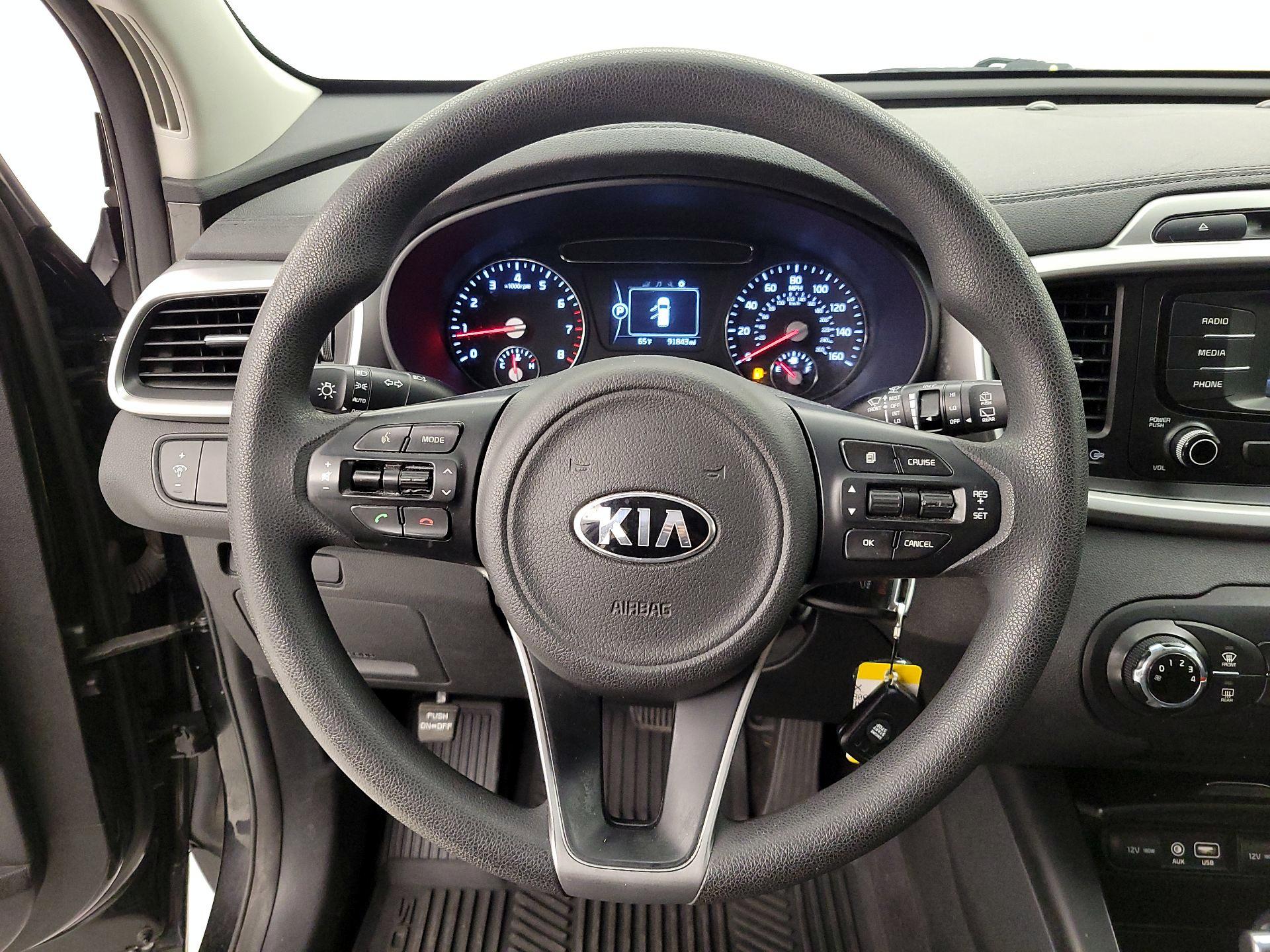 Thumbnail: 2018 Kia Sorento - 10