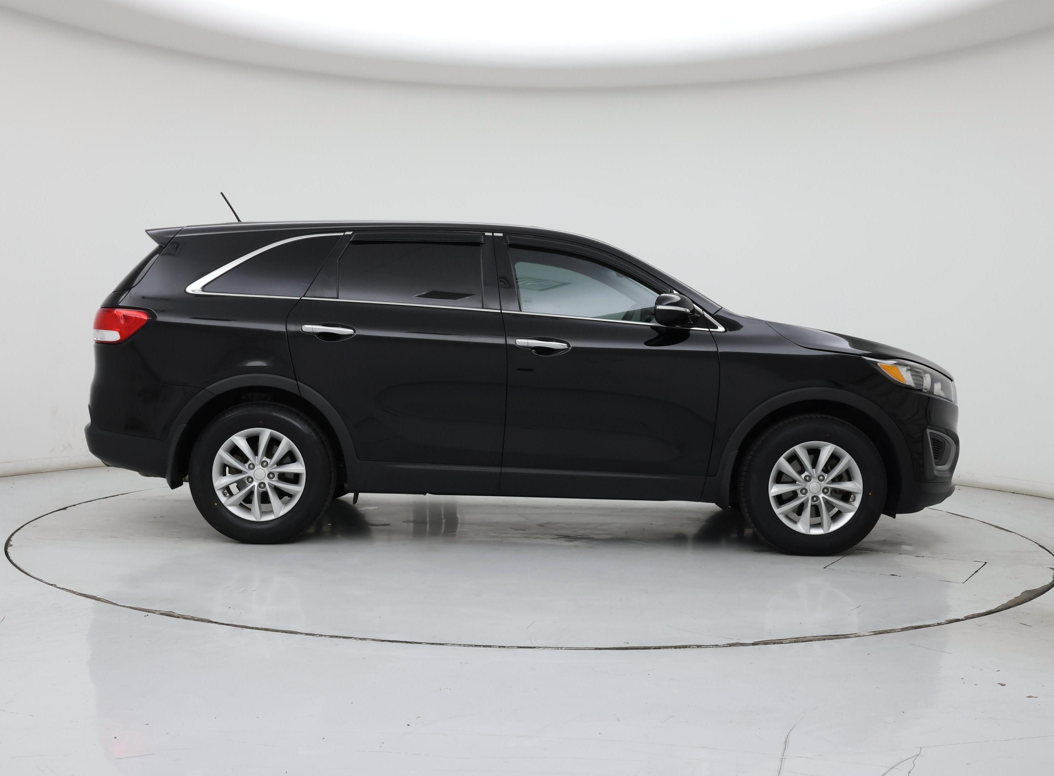 Thumbnail: 2018 Kia Sorento - 7