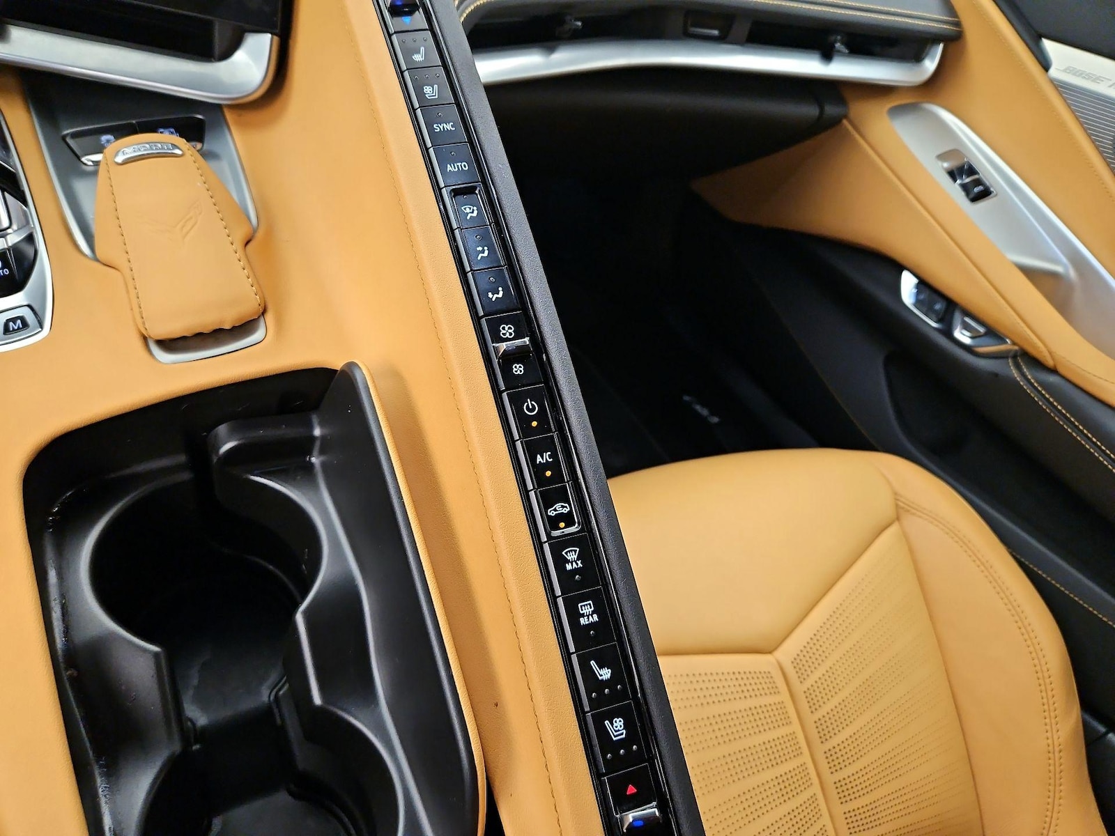 2023 Chevrolet Corvette 2LT - Photo 17