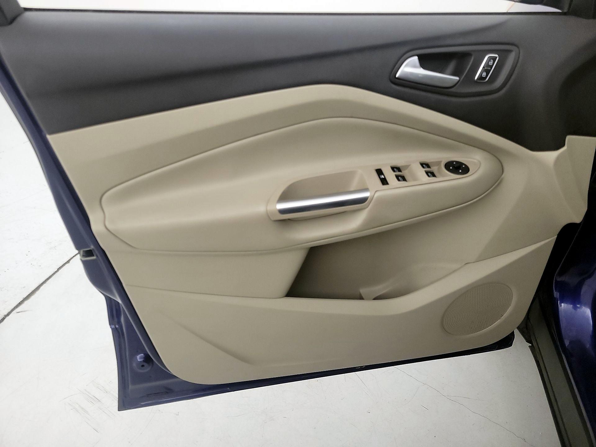 Thumbnail: 2014 Ford Escape - 12