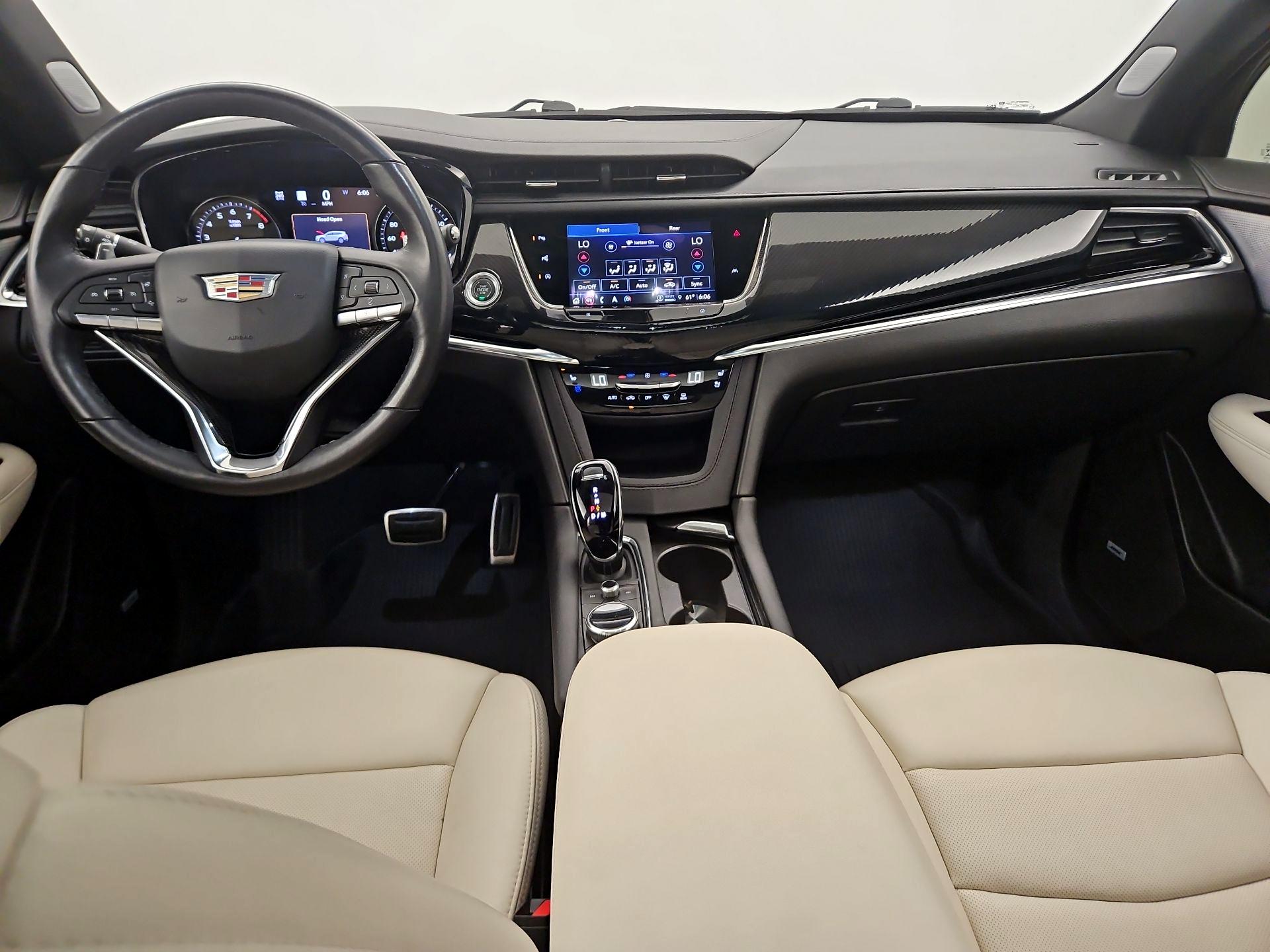 Thumbnail: 2023 Cadillac XT6 - 9