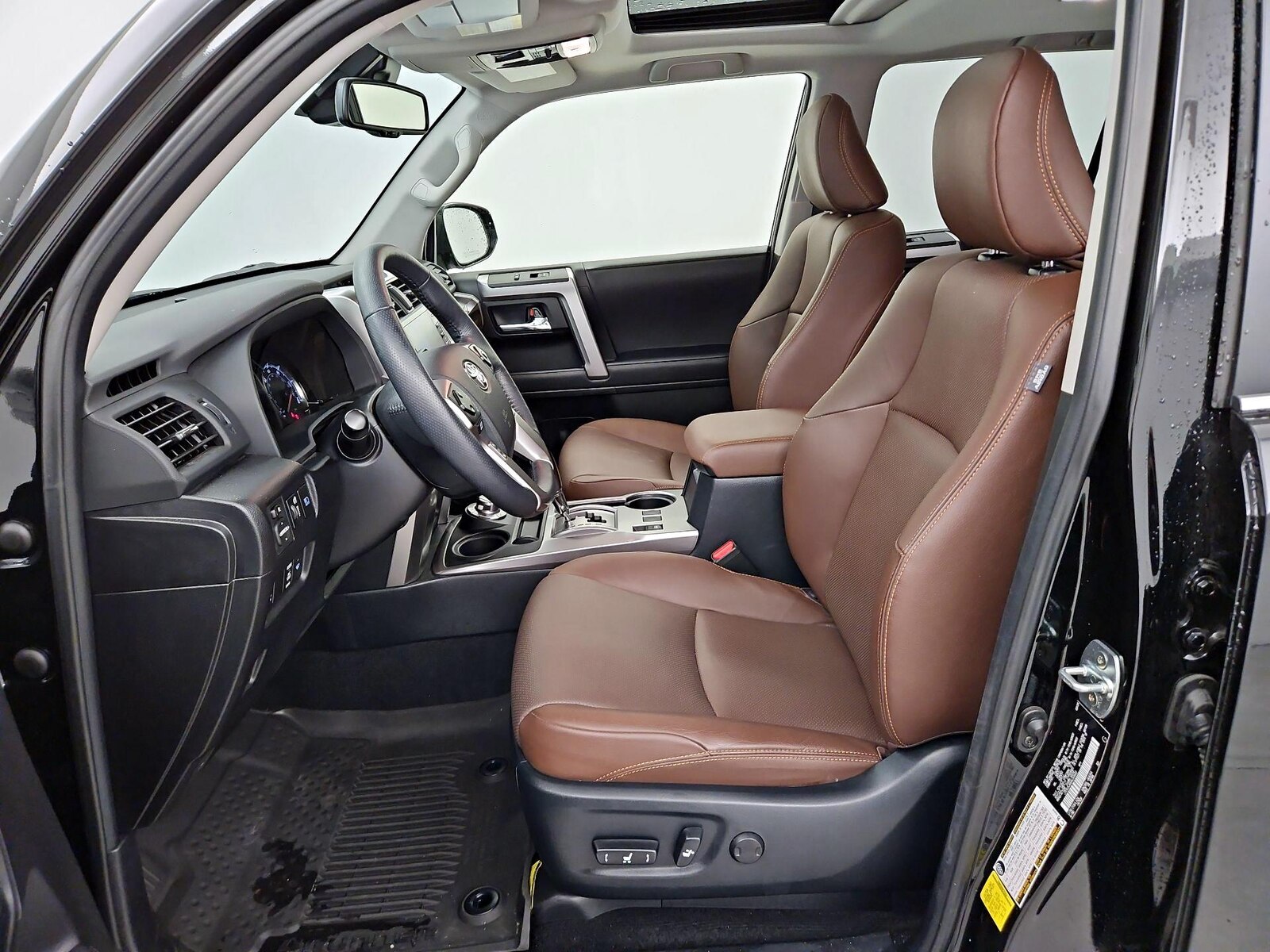 2024 Toyota 4Runner Limited - Photo 12