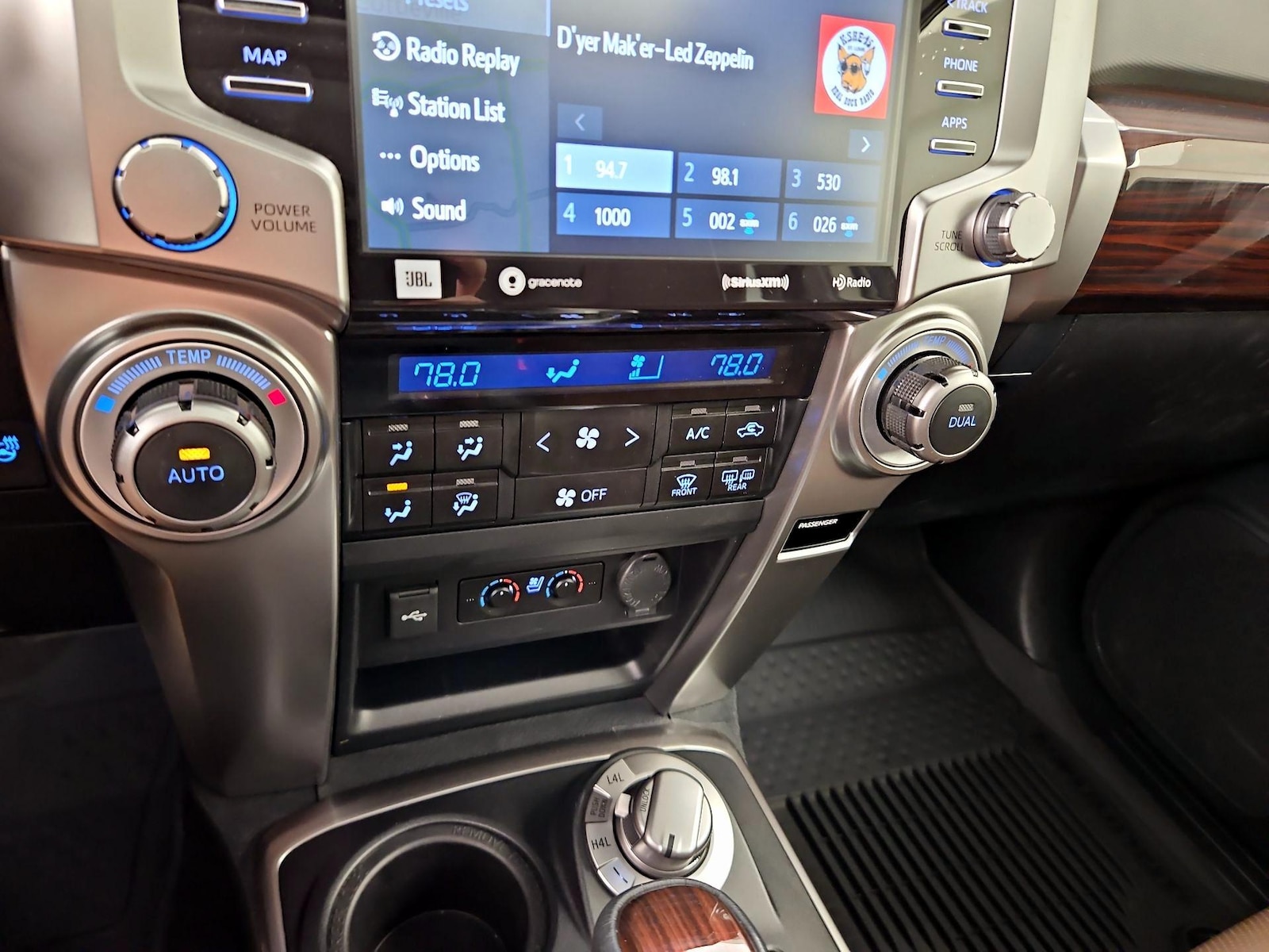 2024 Toyota 4Runner Limited - Photo 18
