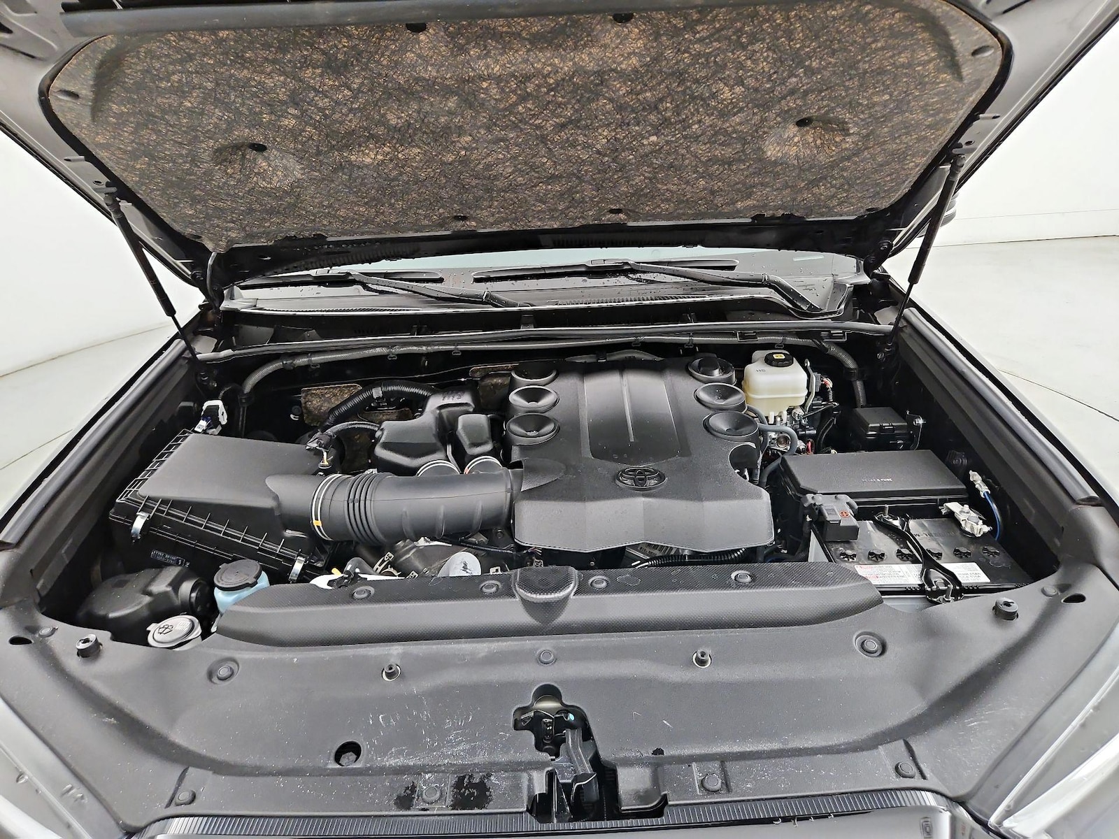 2024 Toyota 4Runner Limited - Photo 25
