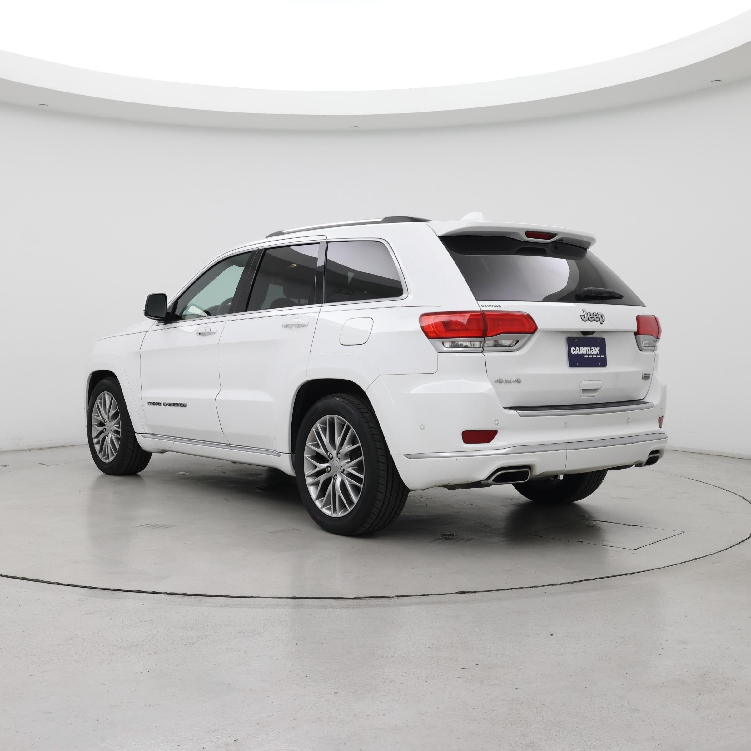 Thumbnail: 2017 Jeep Grand Cherokee - 2