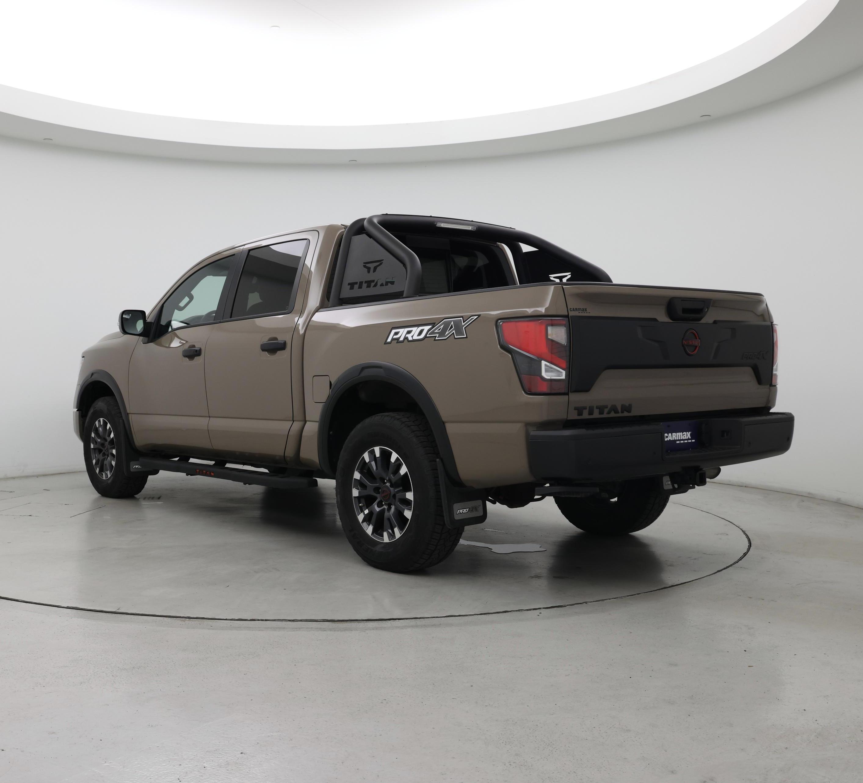 Thumbnail: 2024 Nissan Titan - 2