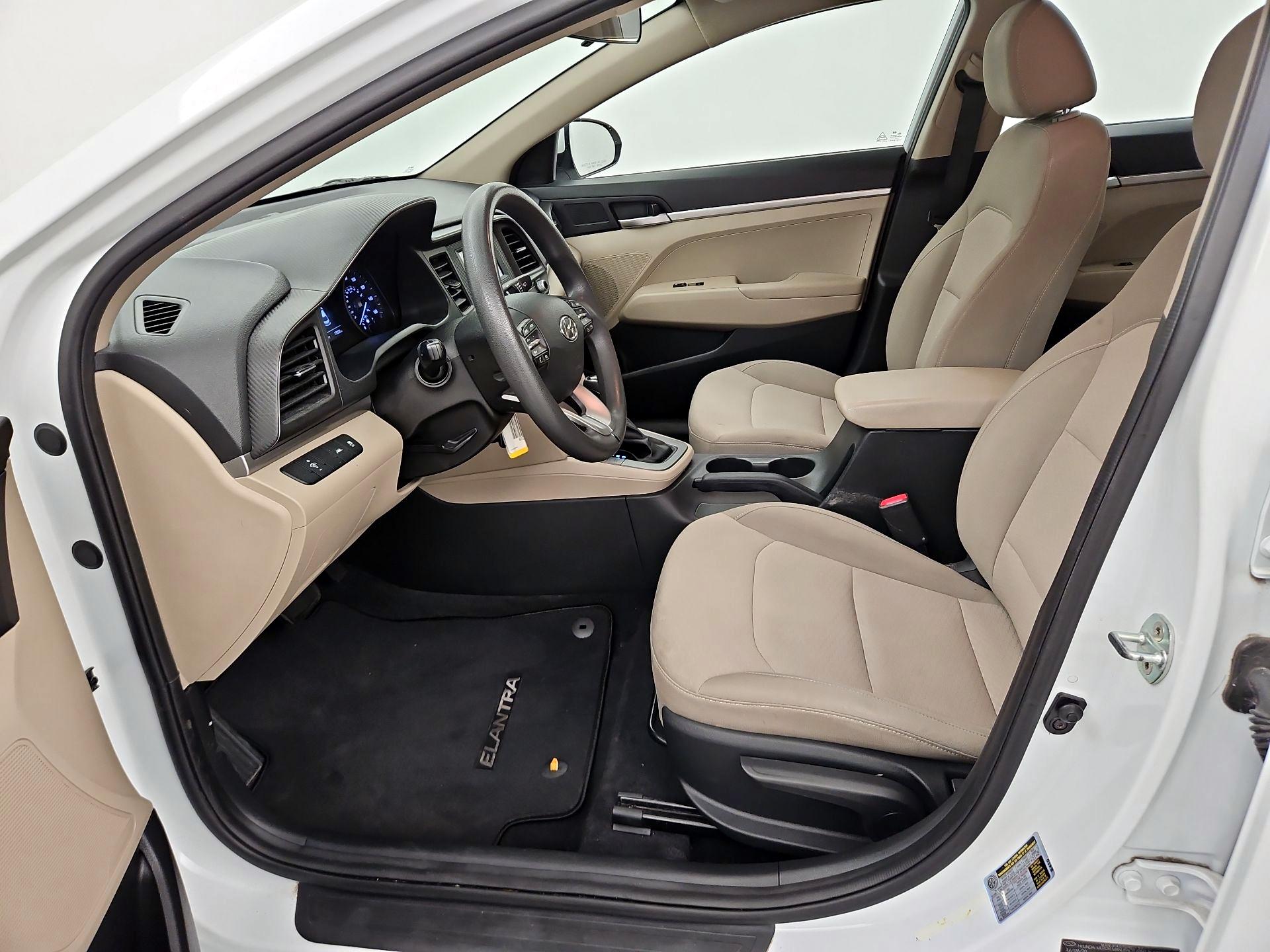 Thumbnail: 2020 Hyundai Elantra - 11