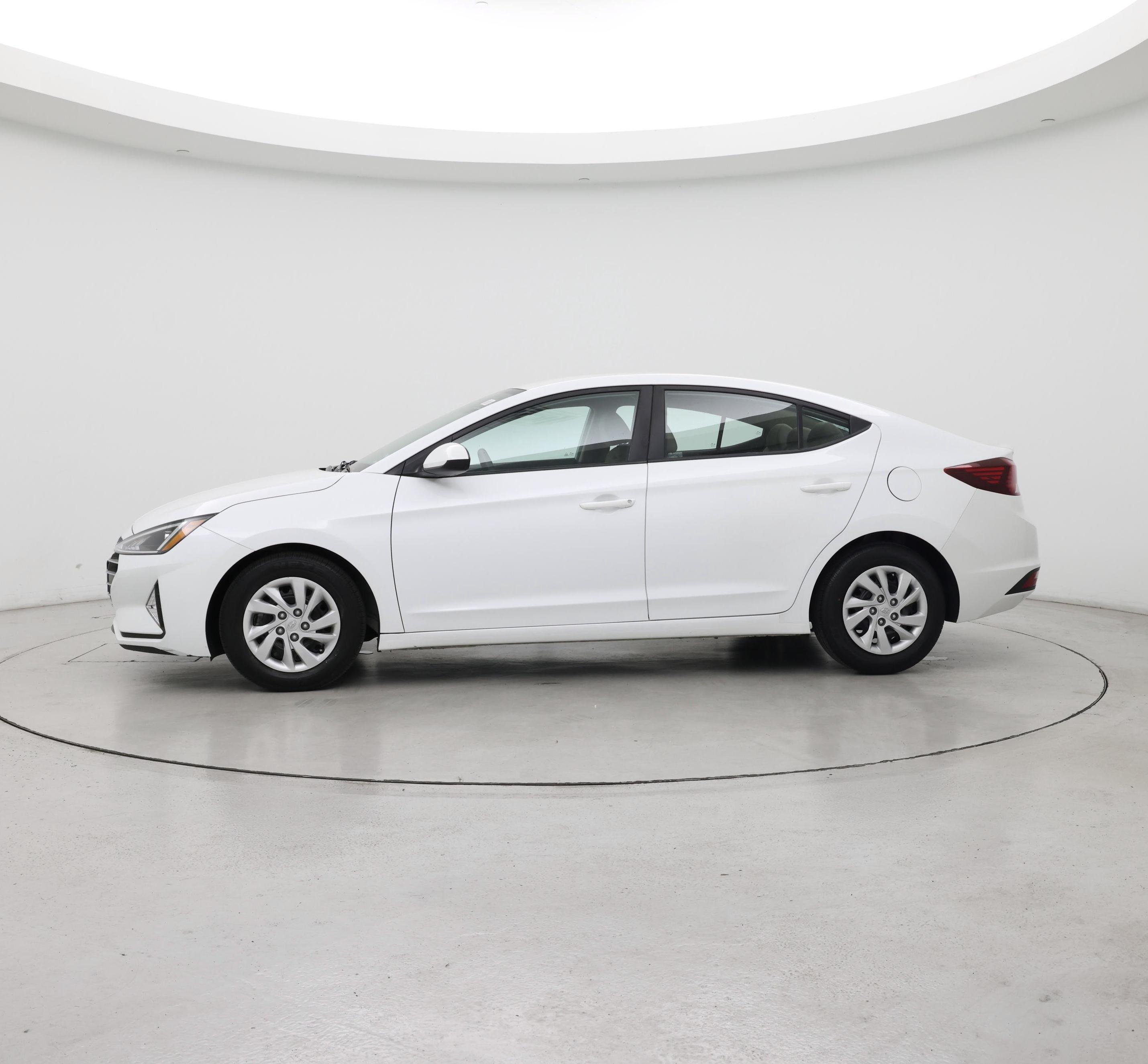 Thumbnail: 2020 Hyundai Elantra - 3