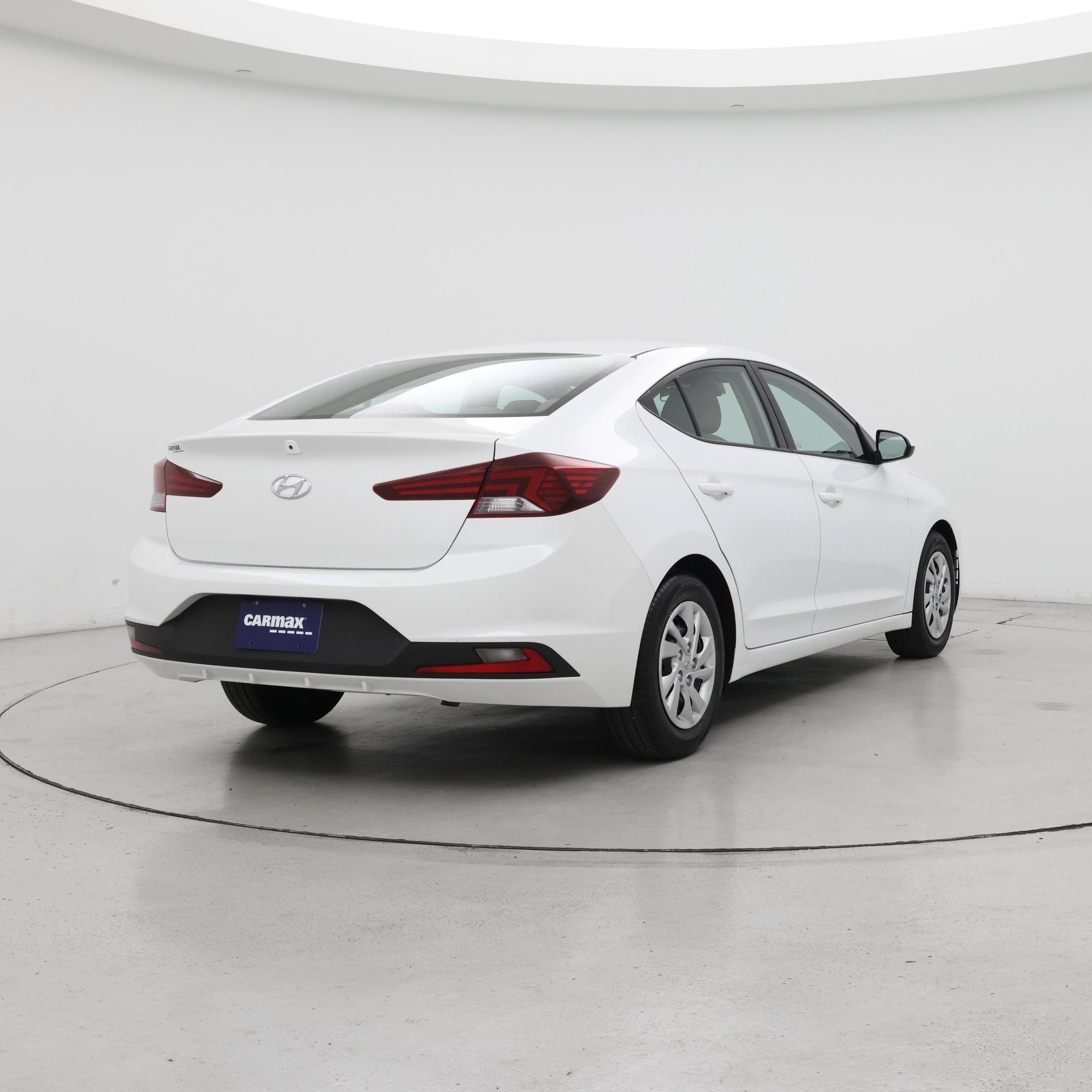 Thumbnail: 2020 Hyundai Elantra - 8