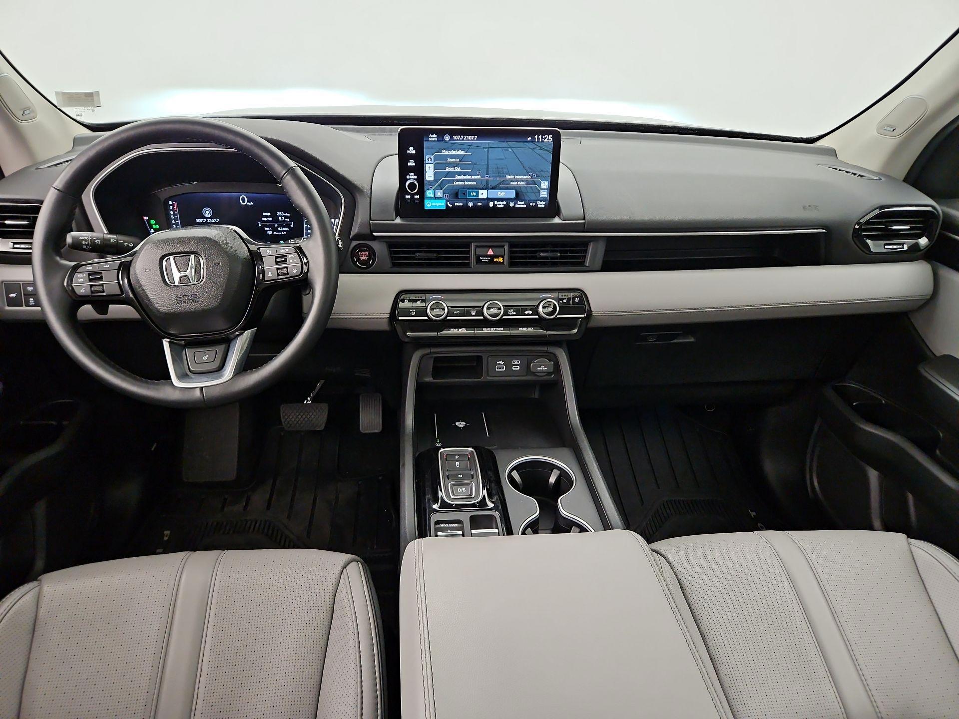 Thumbnail: 2025 Honda Pilot - 9