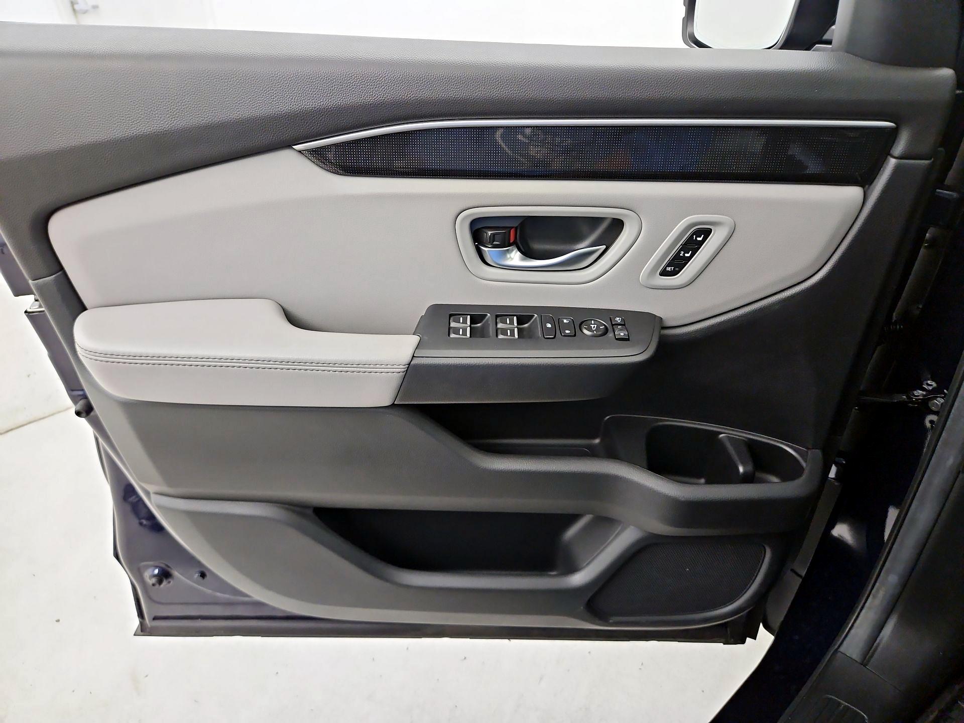Thumbnail: 2025 Honda Pilot - 12
