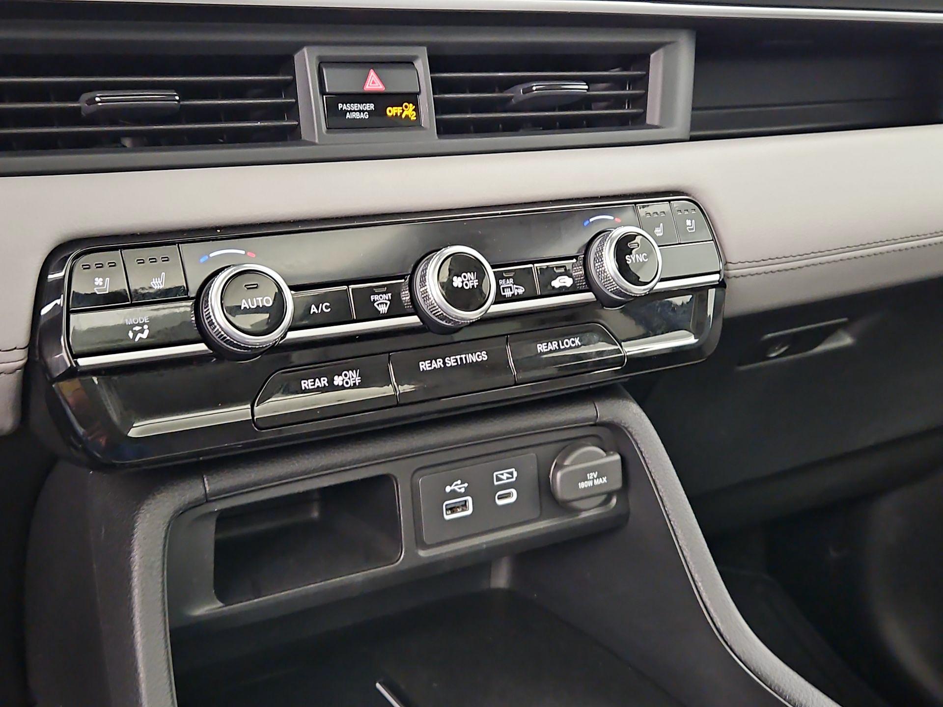 Thumbnail: 2025 Honda Pilot - 17