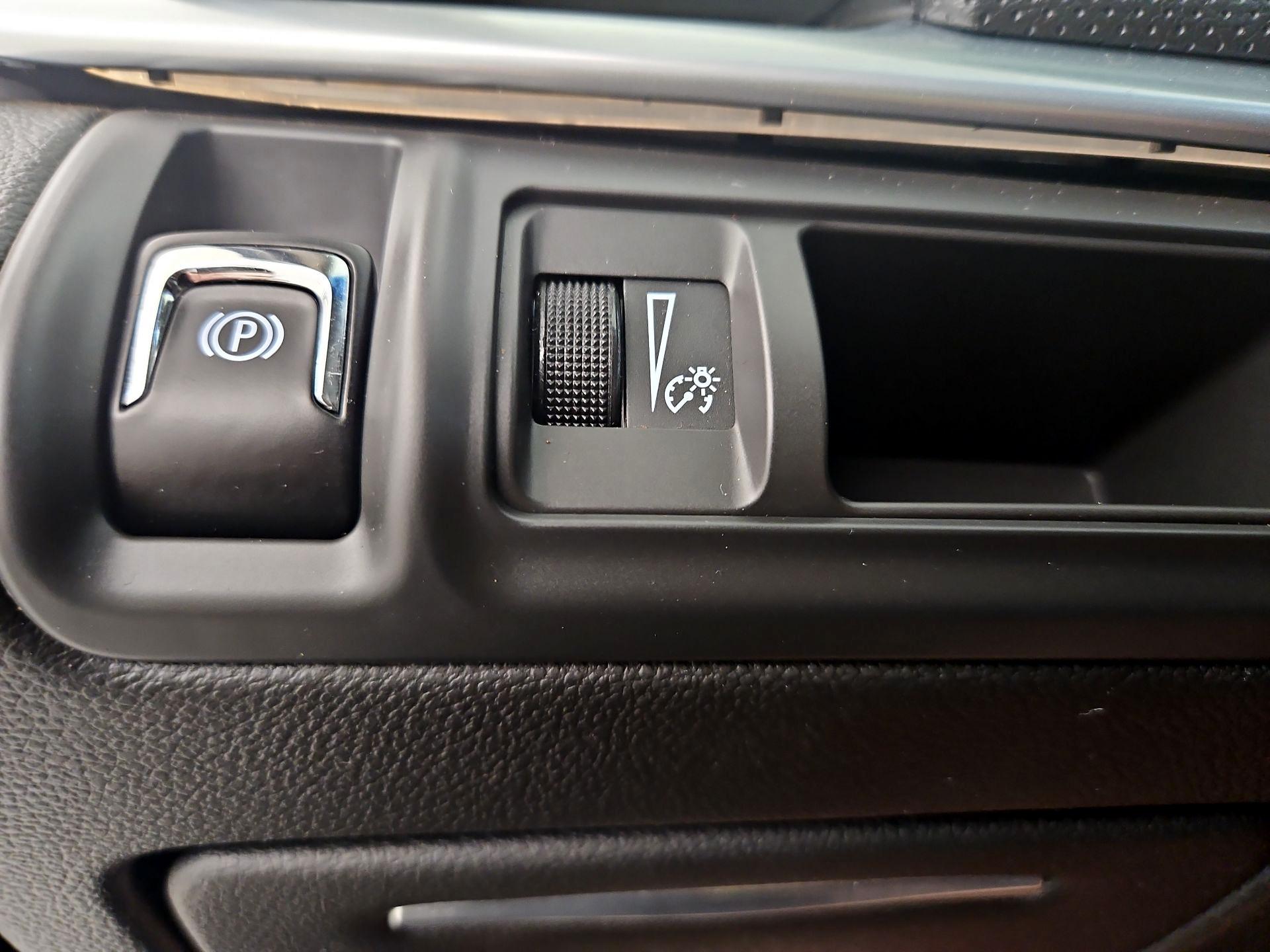 Thumbnail: 2017 Cadillac XTS - 13