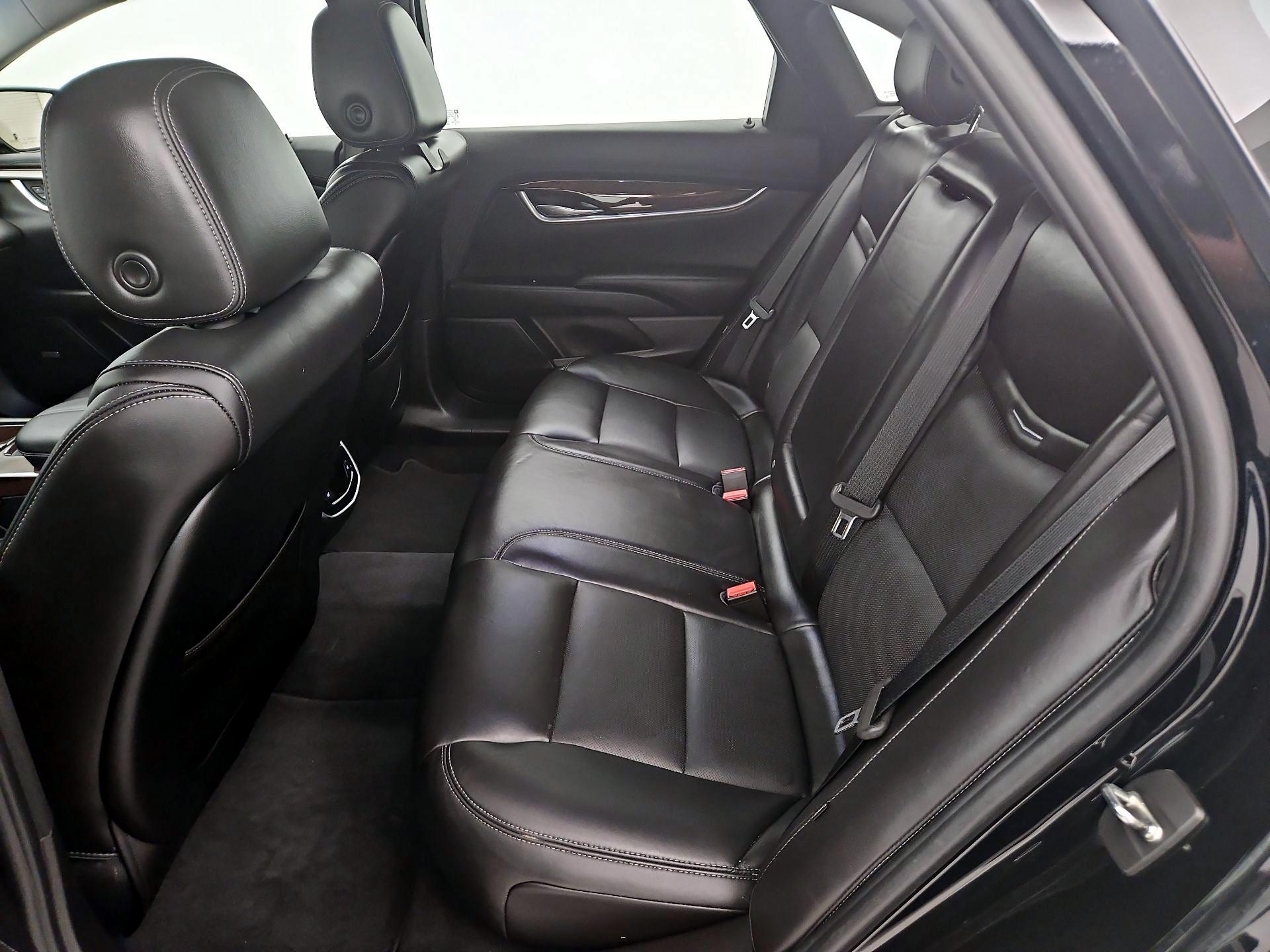 Thumbnail: 2017 Cadillac XTS - 18