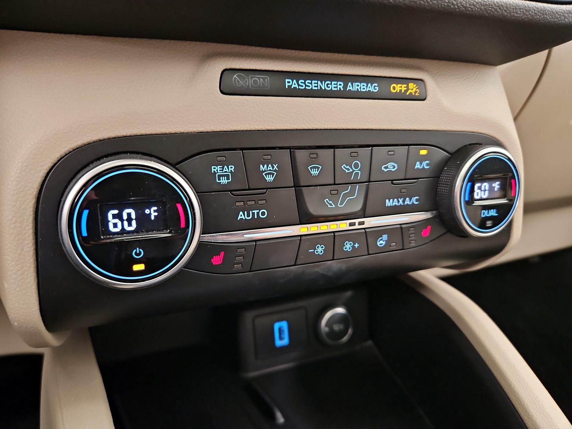 Thumbnail: 2020 Ford Escape - 17