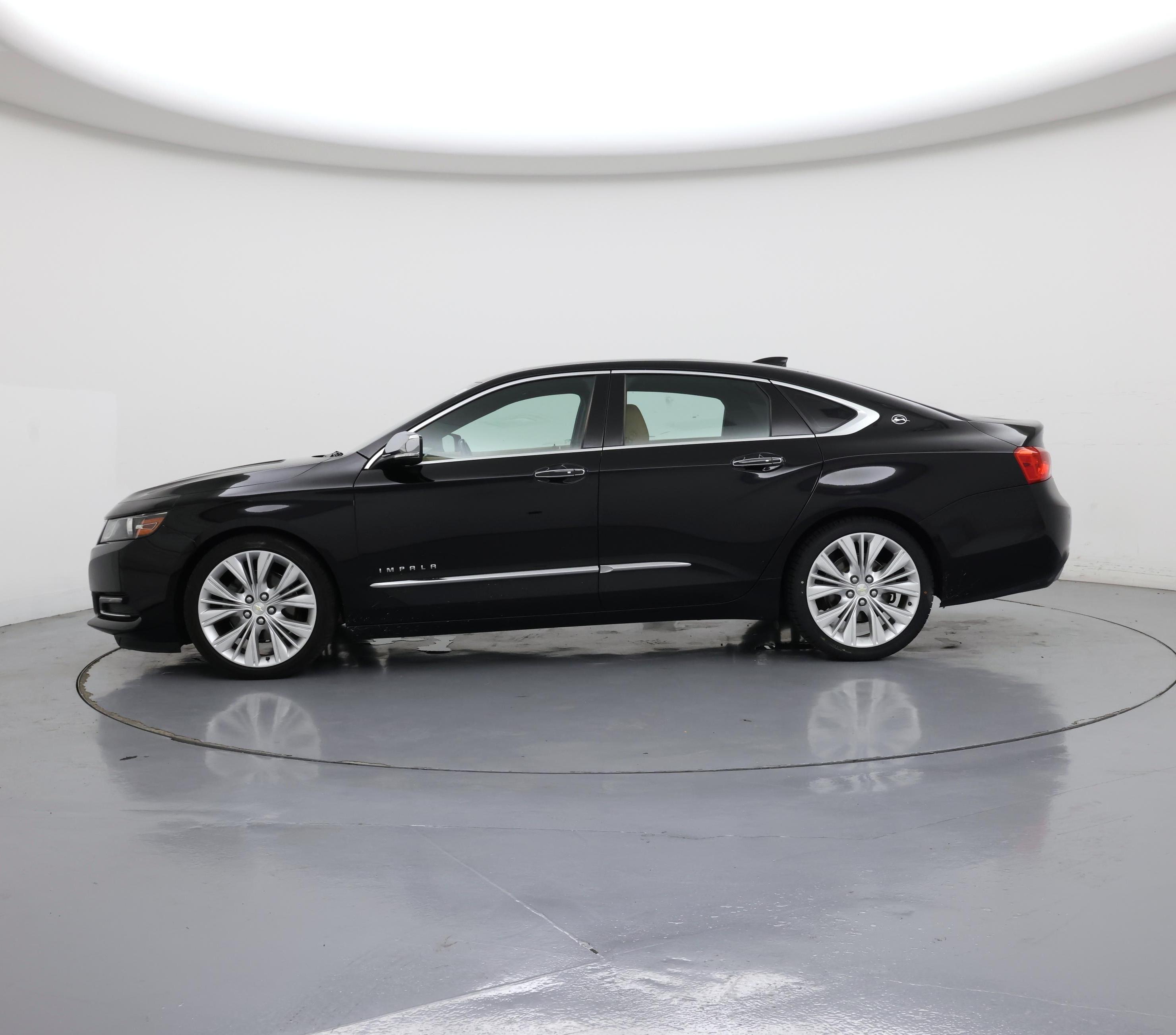 Thumbnail: 2015 Chevrolet Impala - 3