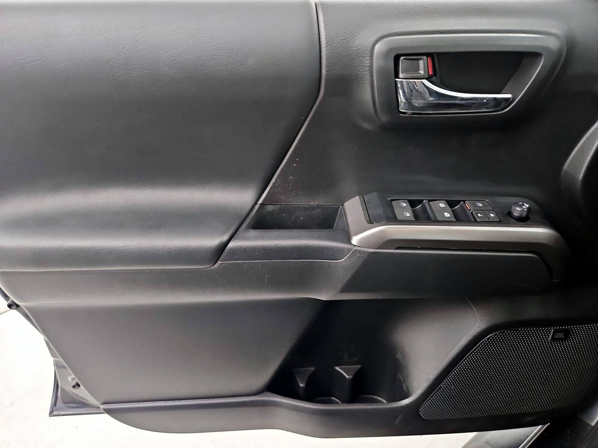 Thumbnail: 2023 Toyota Tacoma - 12