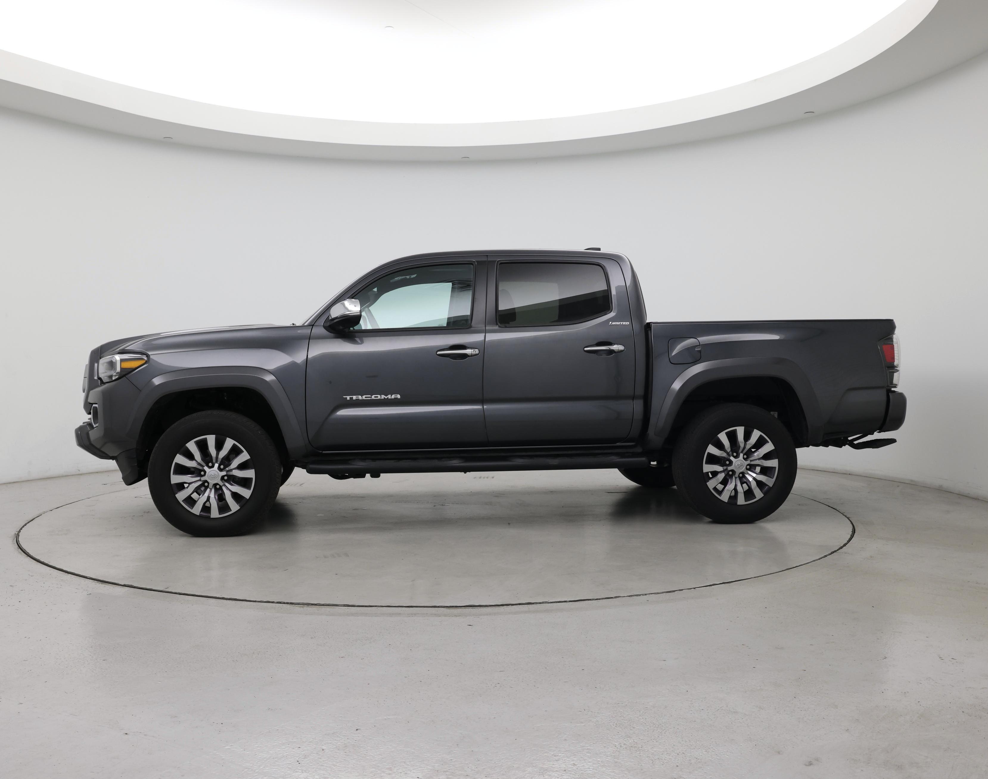 Thumbnail: 2023 Toyota Tacoma - 3