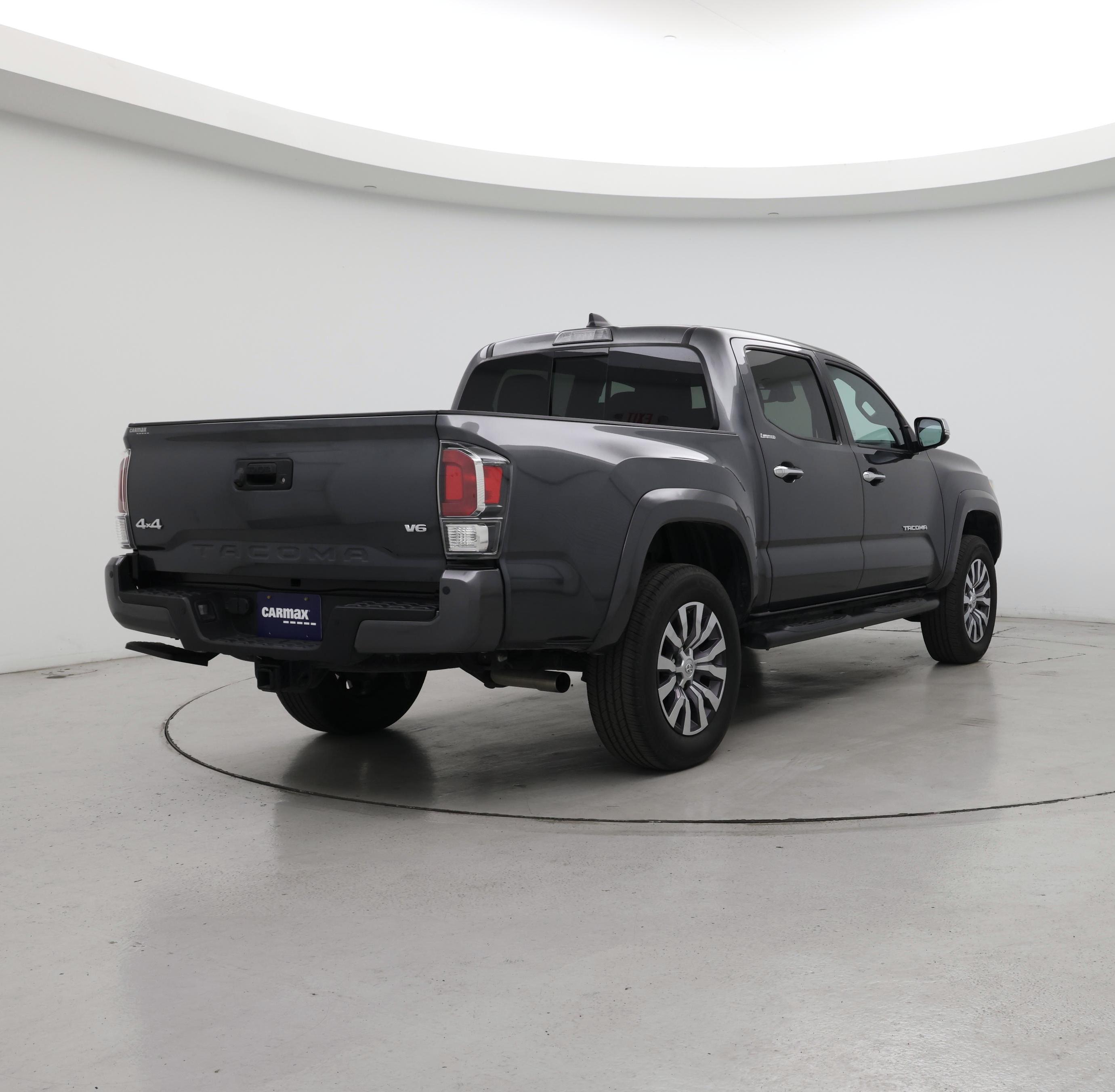Thumbnail: 2023 Toyota Tacoma - 8
