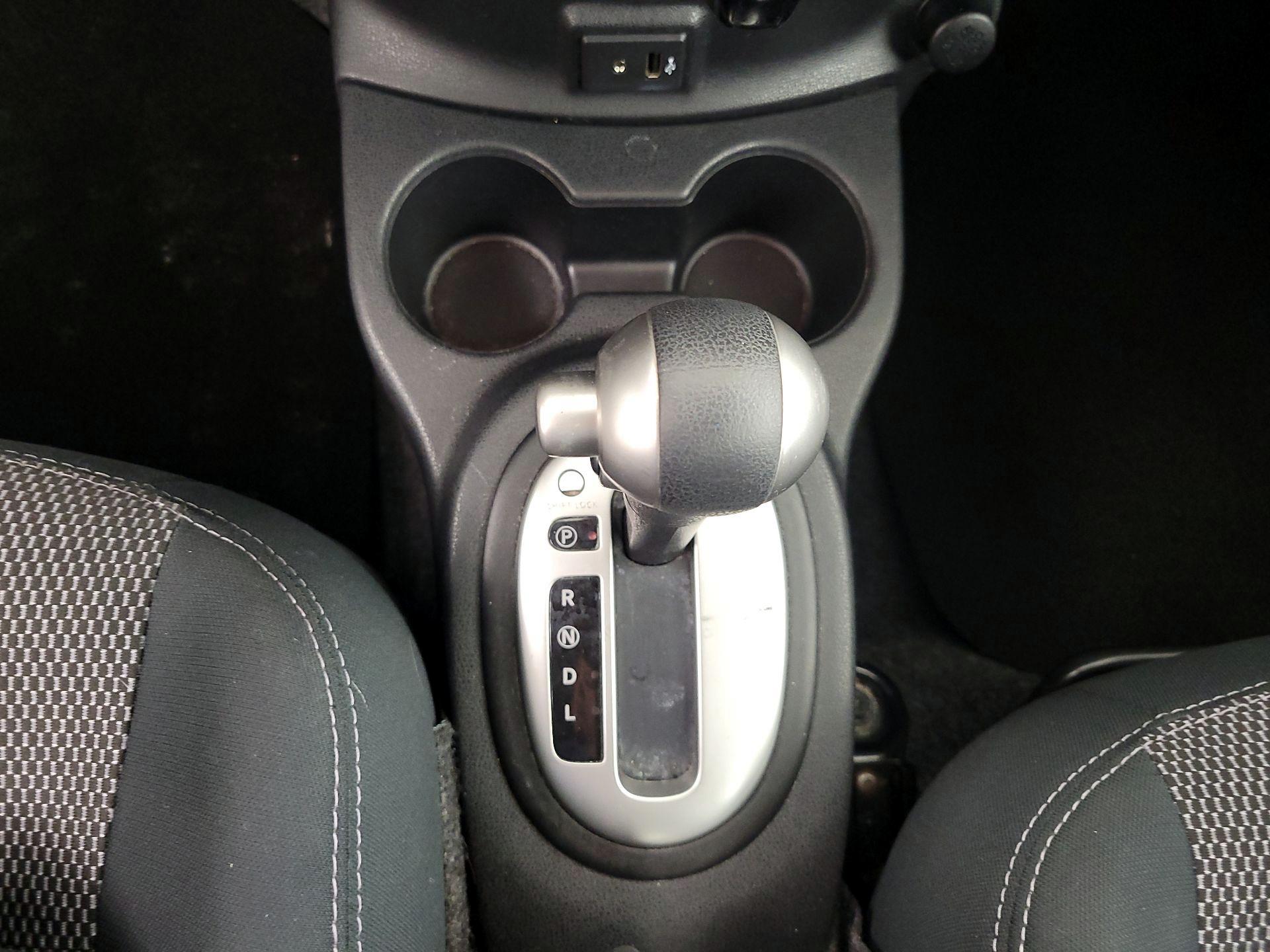 Thumbnail: 2017 Nissan Versa - 16