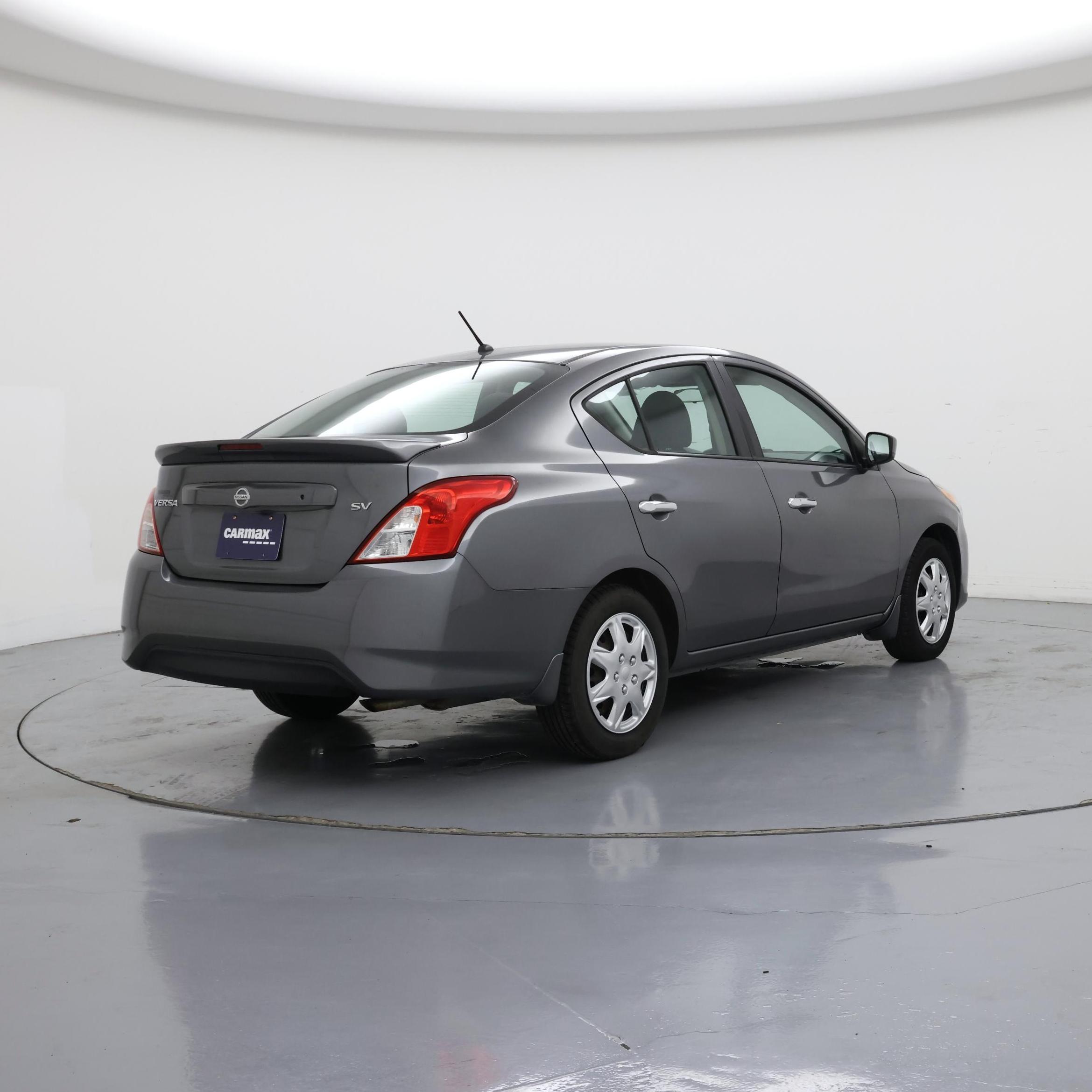 Thumbnail: 2017 Nissan Versa - 8