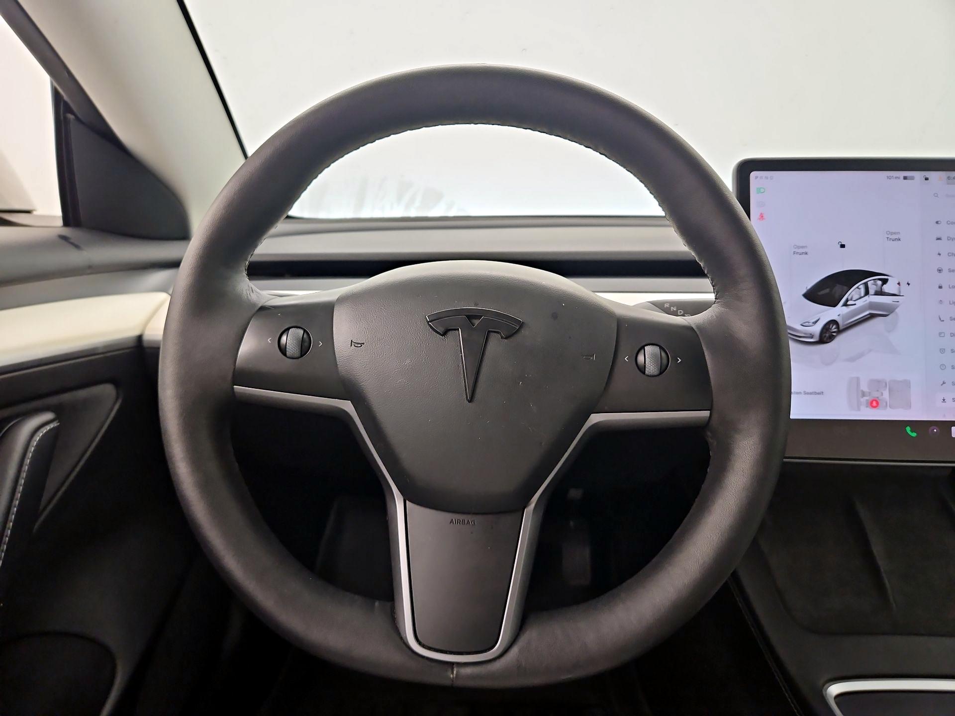 Thumbnail: 2022 Tesla Model 3 - 10