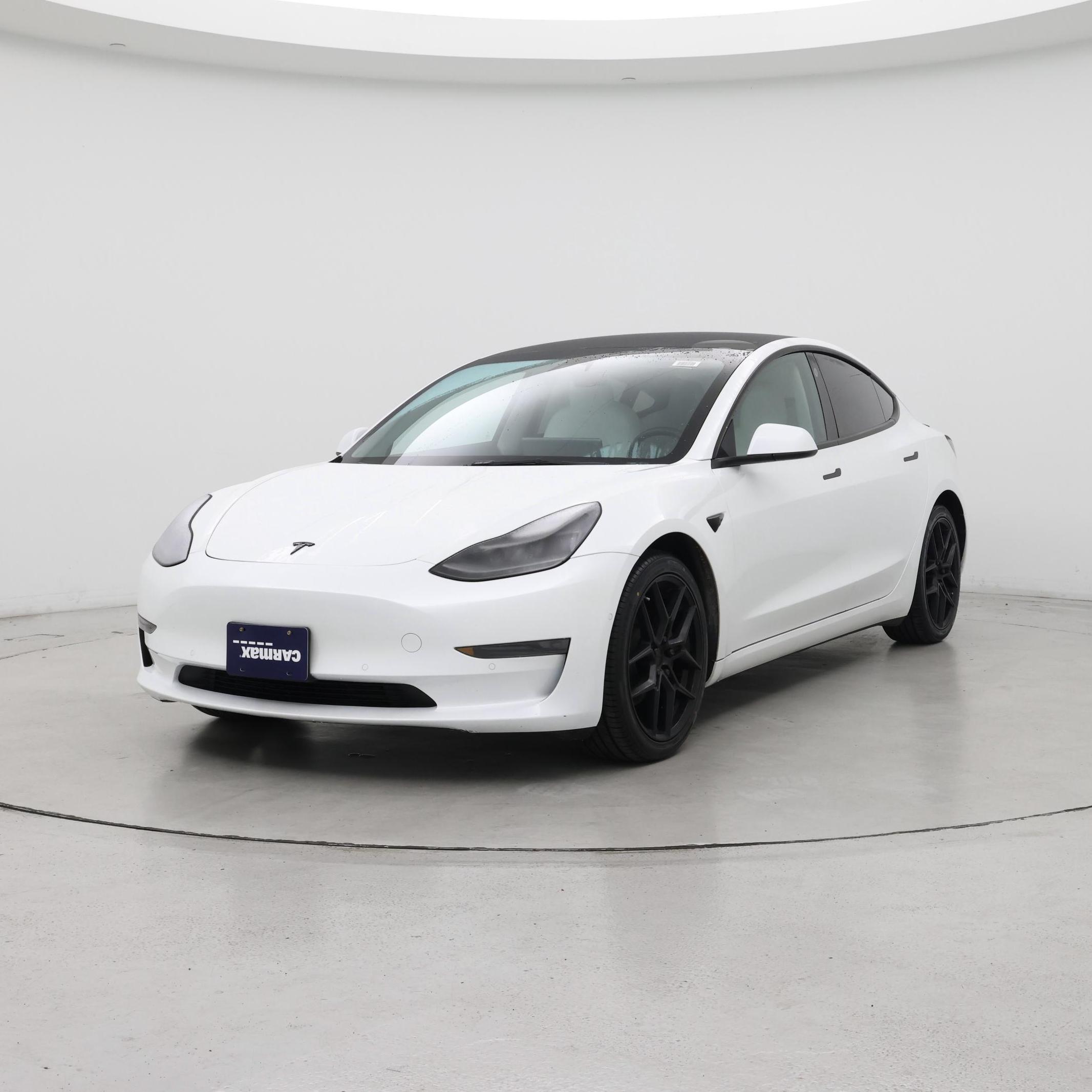 Thumbnail: 2022 Tesla Model 3 - 4