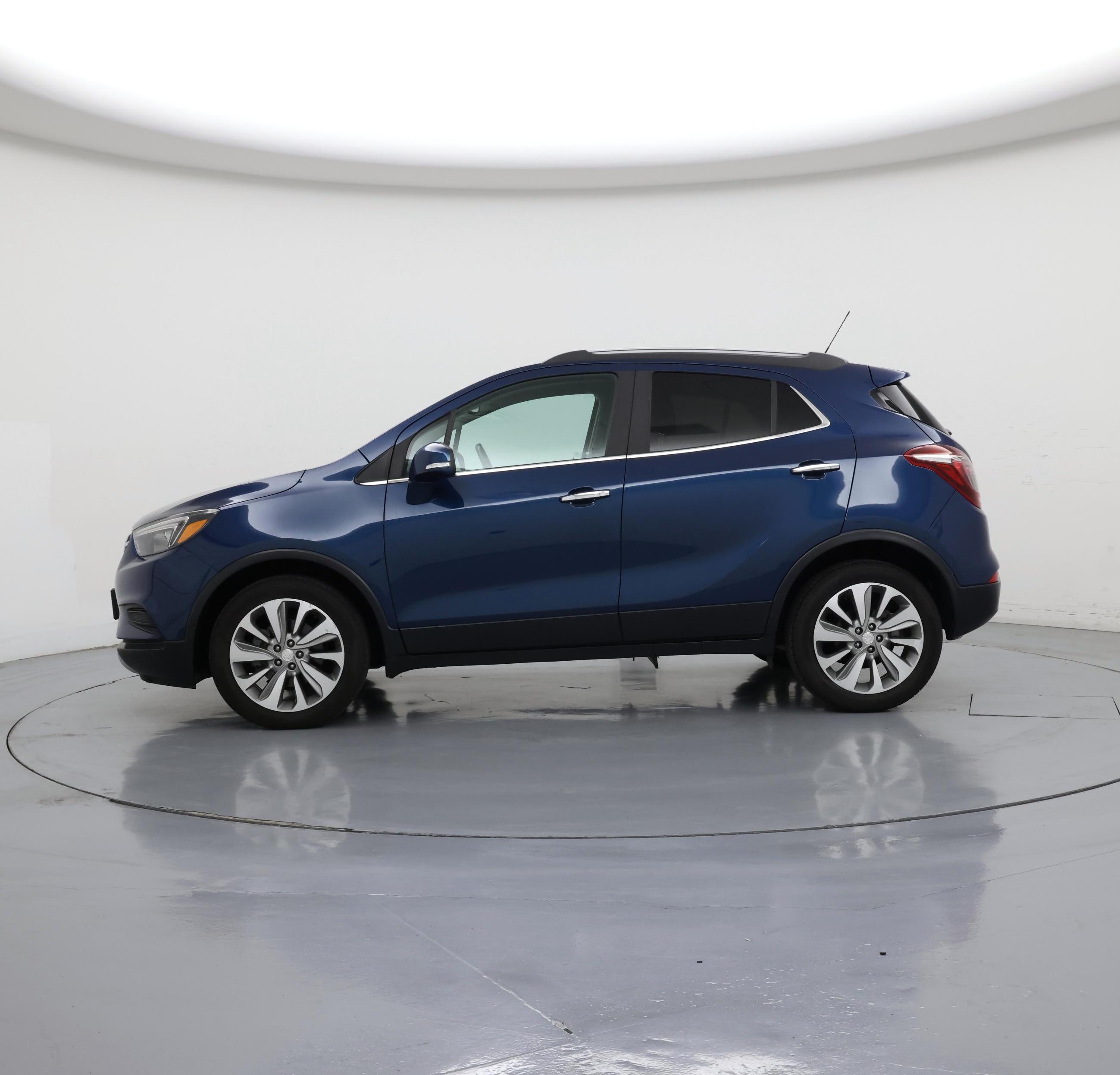 Thumbnail: 2019 Buick Encore - 3