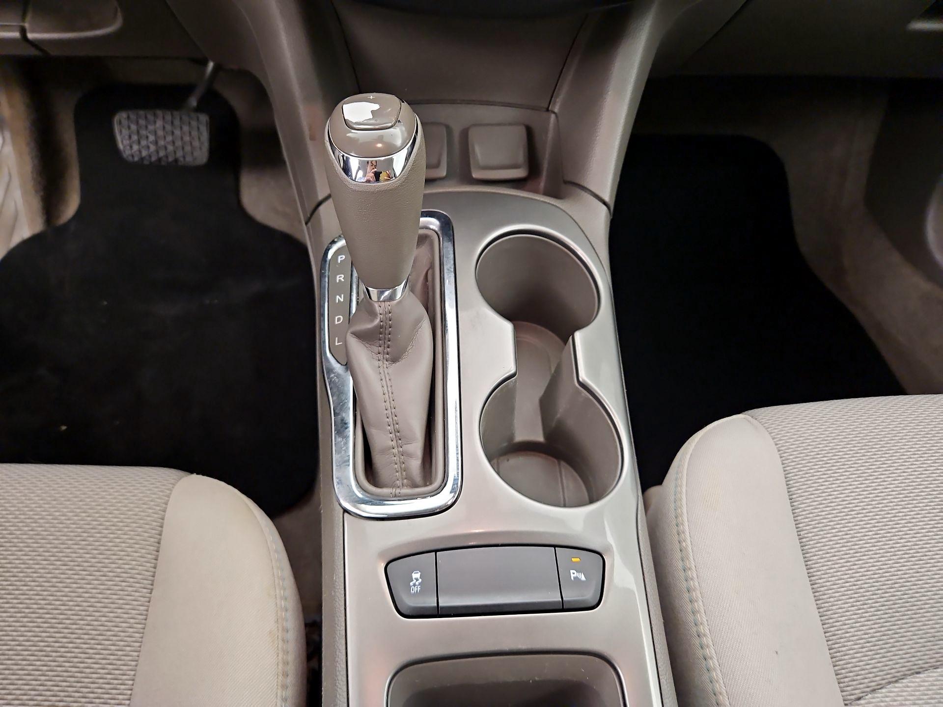 Thumbnail: 2018 Chevrolet Cruze - 17
