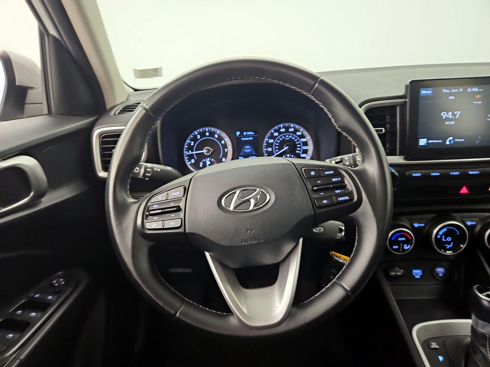 Thumbnail: 2021 Hyundai Venue - 10